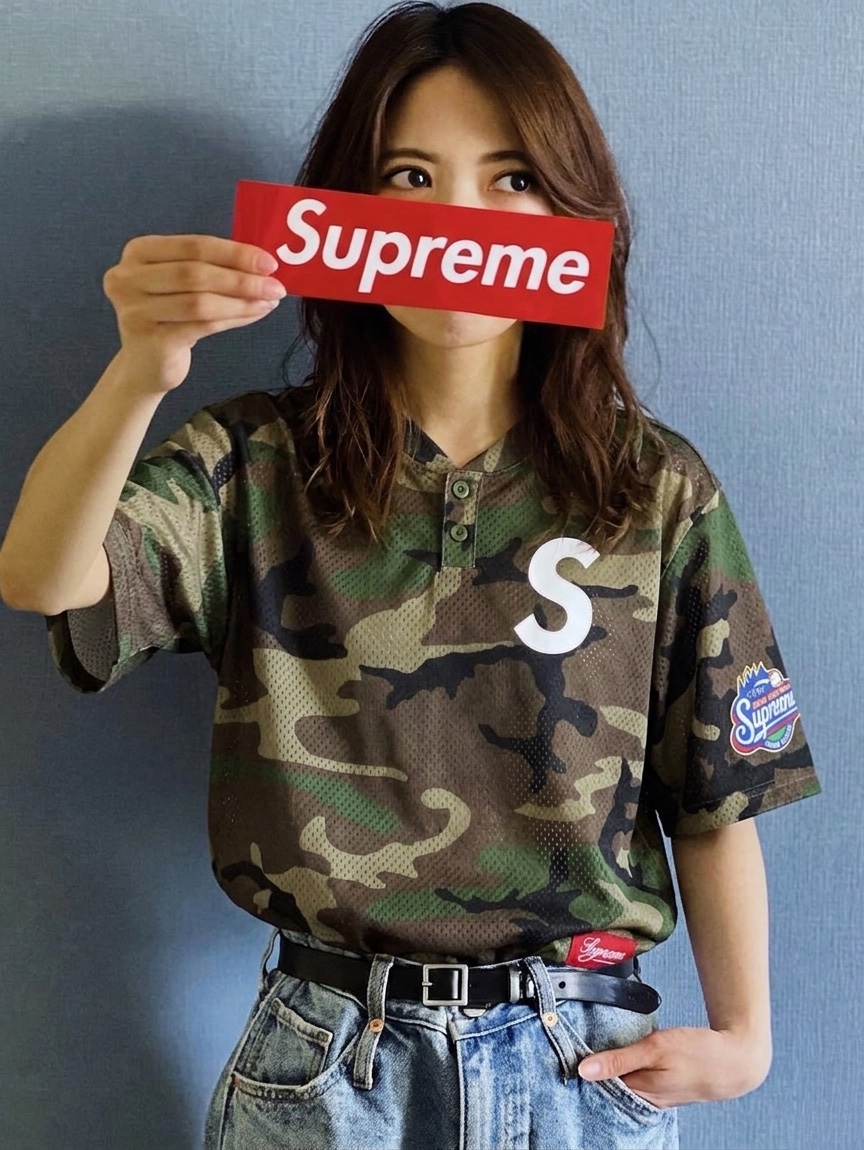 Supreme S Logo Baseball Henley Woodland Camo - 24FW 착용 스타일