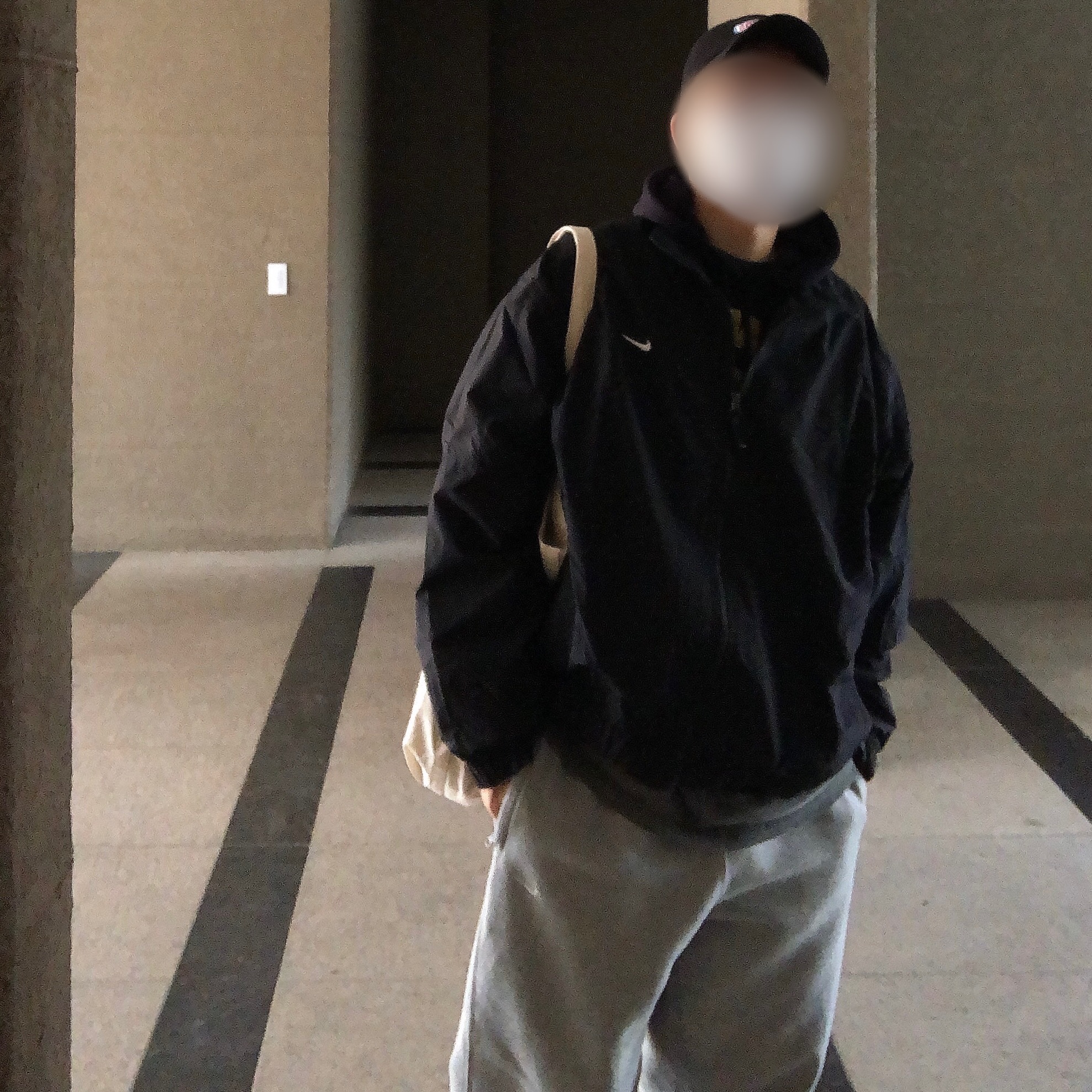 Nike NRG Solo Swoosh Woven Track Jacket Black - Asia, Nike NRG Solo Swoosh Fleece Pants Dark Grey Heather - US/EU 착용 스타일 - 3