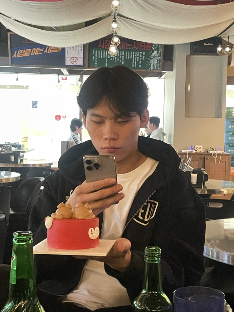 KREAM 프로필 이미지