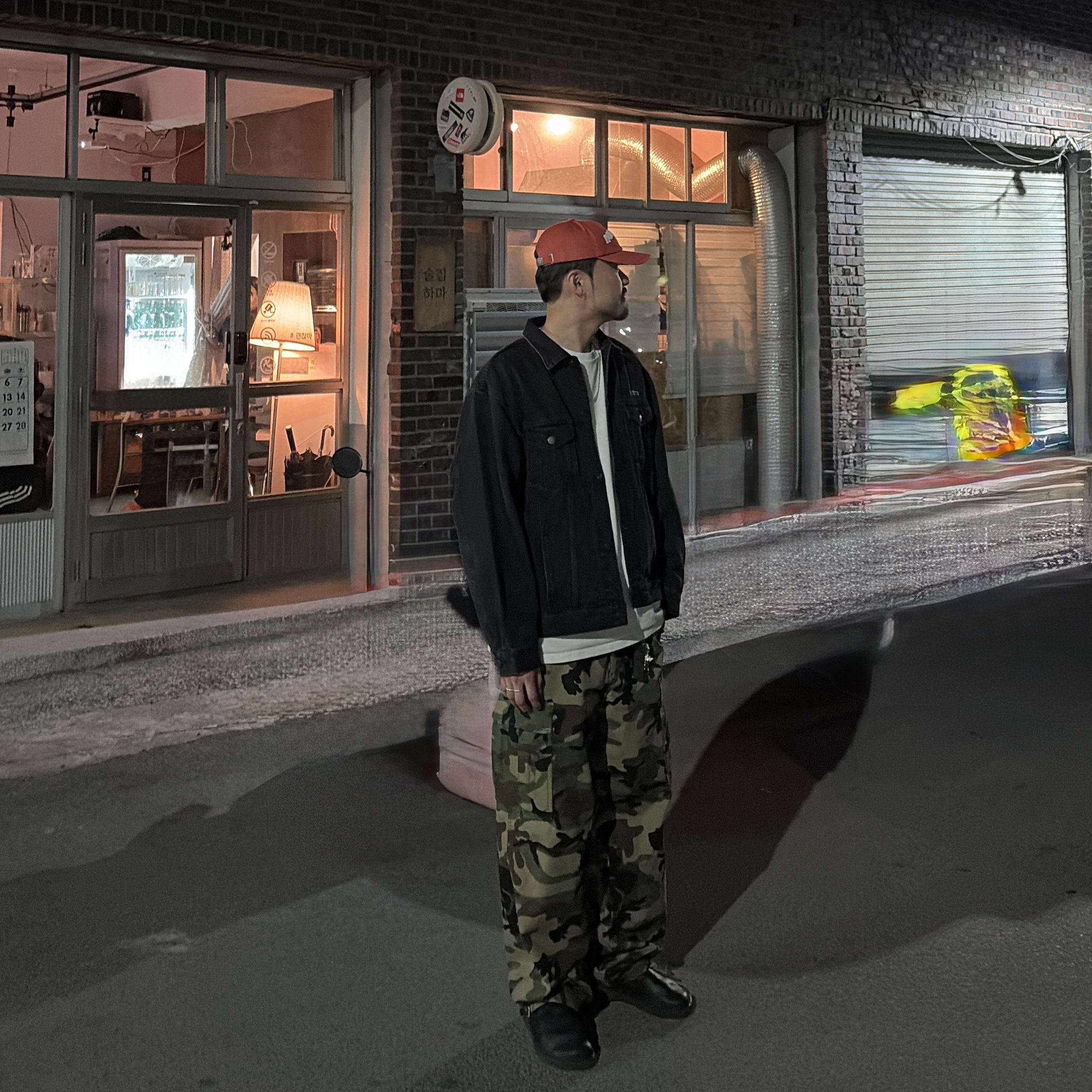 Human Made 6 Panel Twill Cap Red, Supreme Denim Trucker Jacket Black - 25SS 착용 스타일