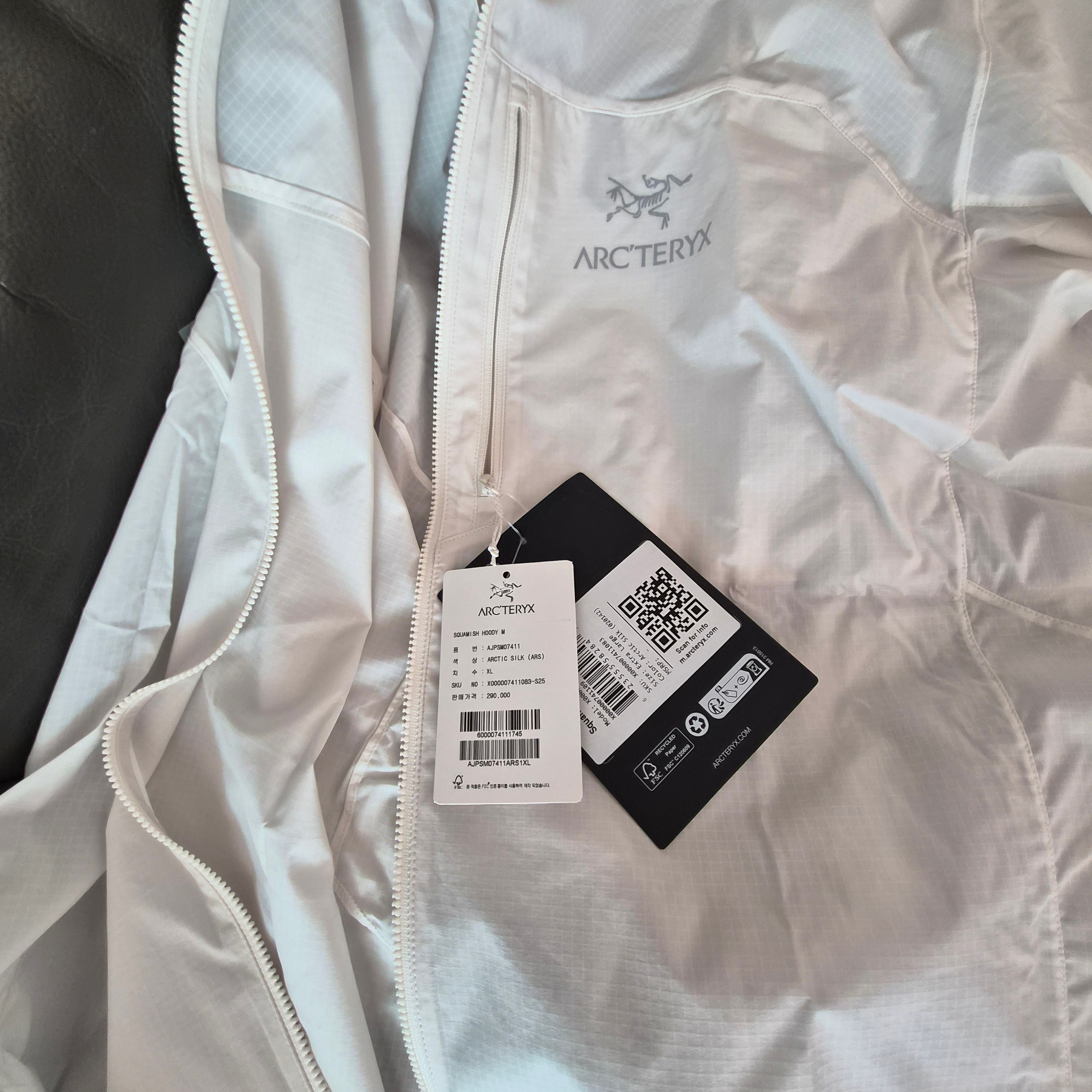 Arc'teryx Squamish Hoody Arctic Silk 착용 스타일