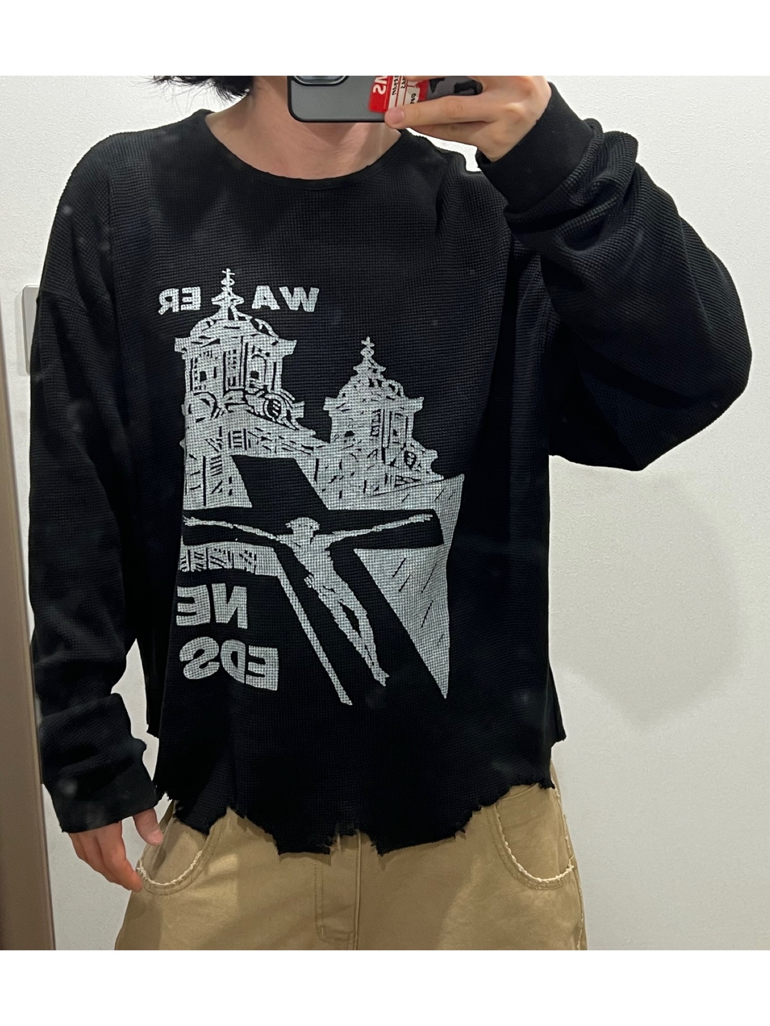 MJD Canvas 3D Knee Pants Beige, MJD Distressed Waffle Long Sleeve Black 착용 스타일 - 2