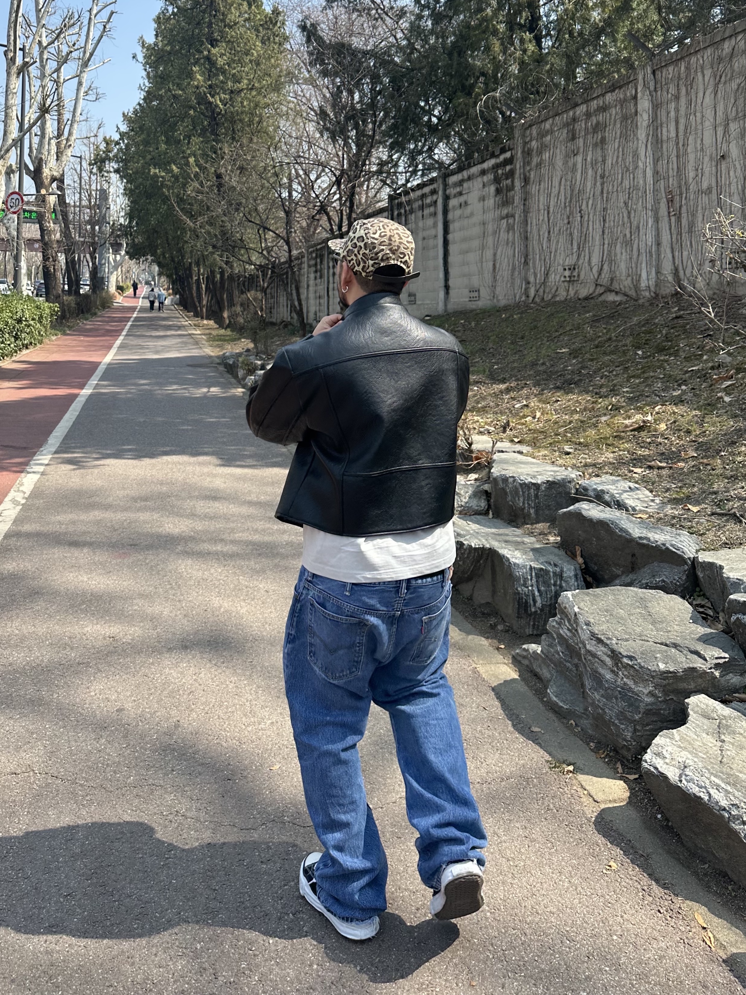 Maison Mihara Yasuhiro Peterson OG Sole Canvas Low Sneakers Black, Supreme Ripstop Keychain Orange - 24SS 착용 스타일 - 4