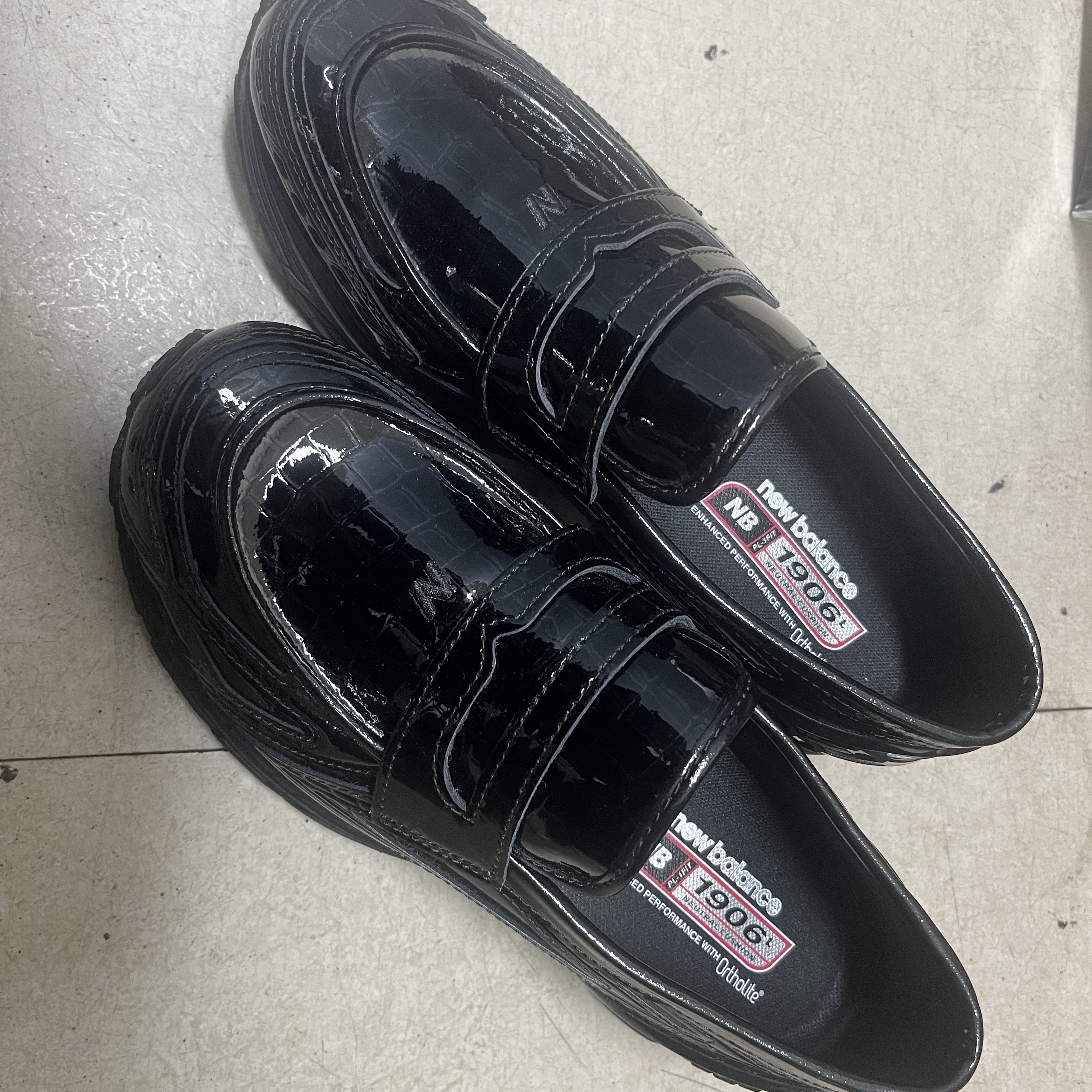 New Balance 1906L Black 착용 스타일