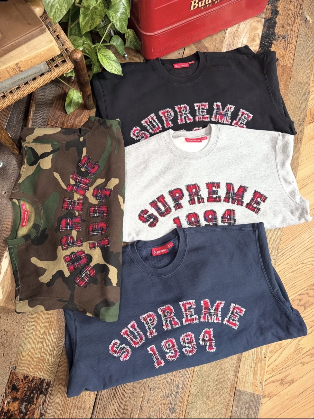 Supreme Plaid Arc Crewneck Heather Grey - 26SS 착용 스타일