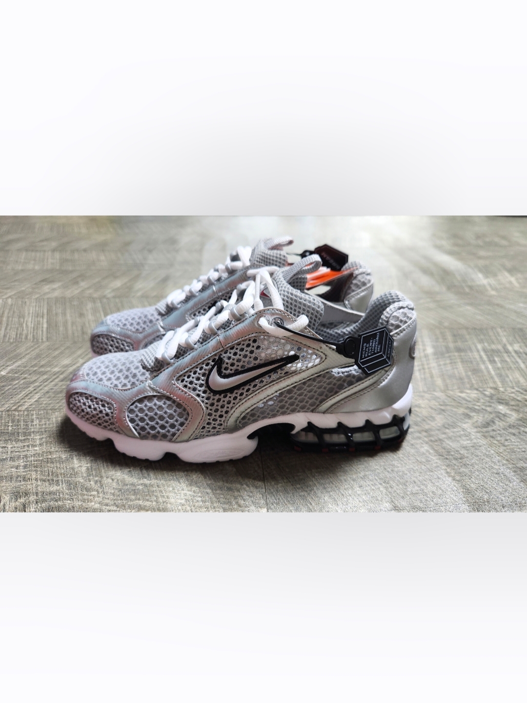 Nike Air Zoom Spiridon Cage 2 Metallic Silver 착용 스타일 - 3