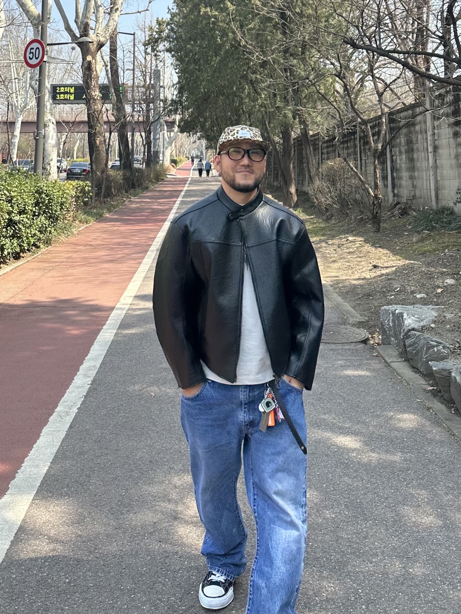 Maison Mihara Yasuhiro Peterson OG Sole Canvas Low Sneakers Black, Supreme Ripstop Keychain Orange - 24SS 착용 스타일 - 10