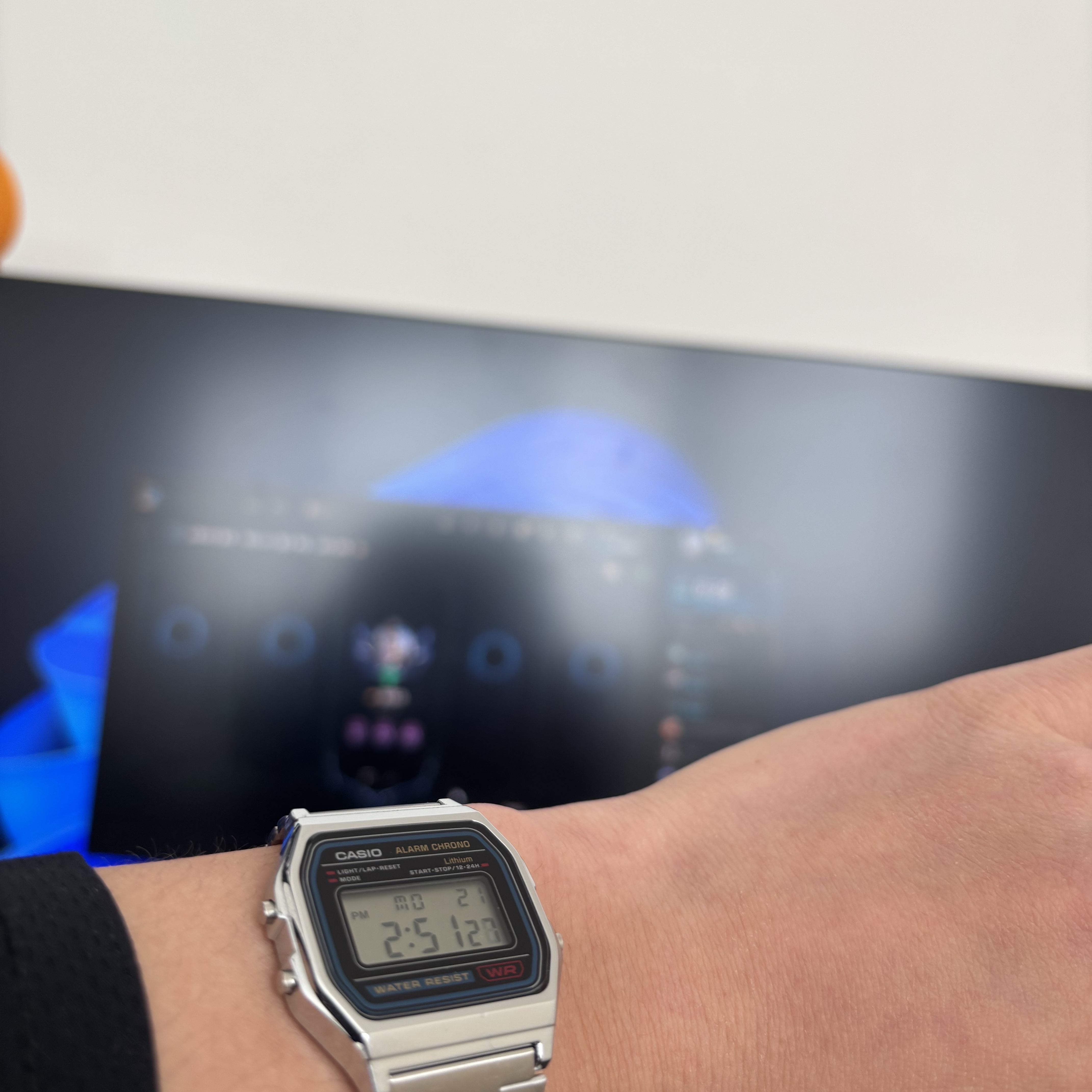 Casio A-158WA-1 착용 스타일
