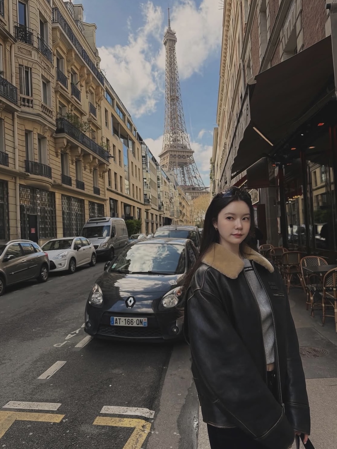 (W) Miu Miu Napa Leather Jacket Black, Miu Miu Leather Top Handle Bag Black 착용 스타일 - 6