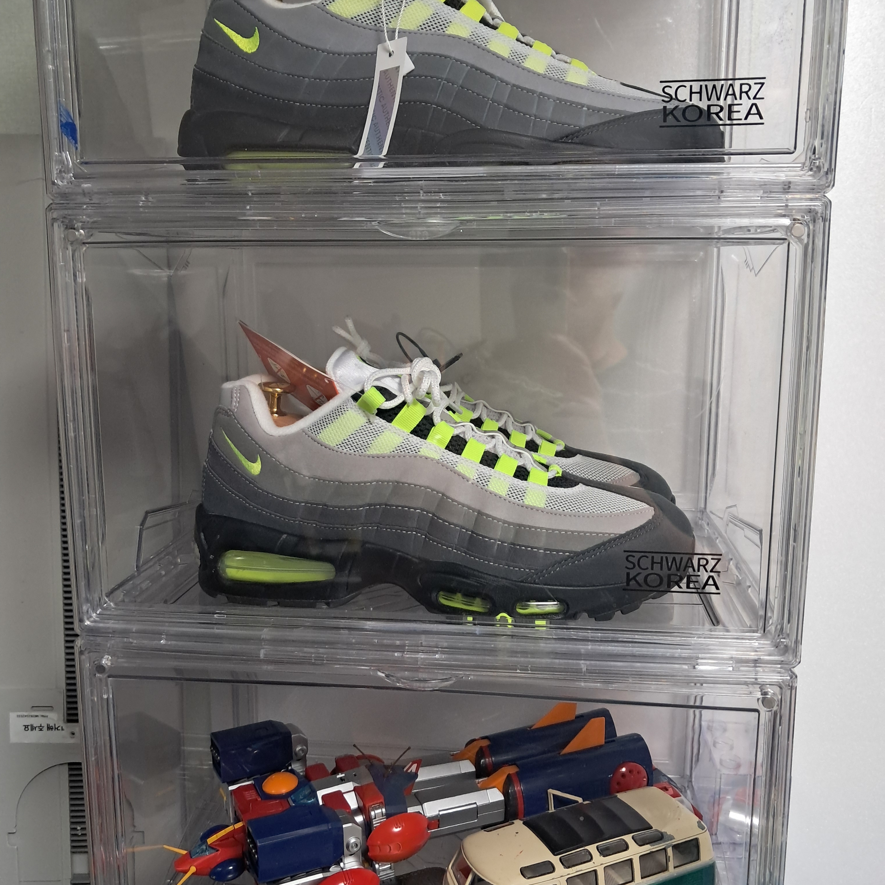 Nike Air Max 95 OG Neon 착용 스타일 - 1