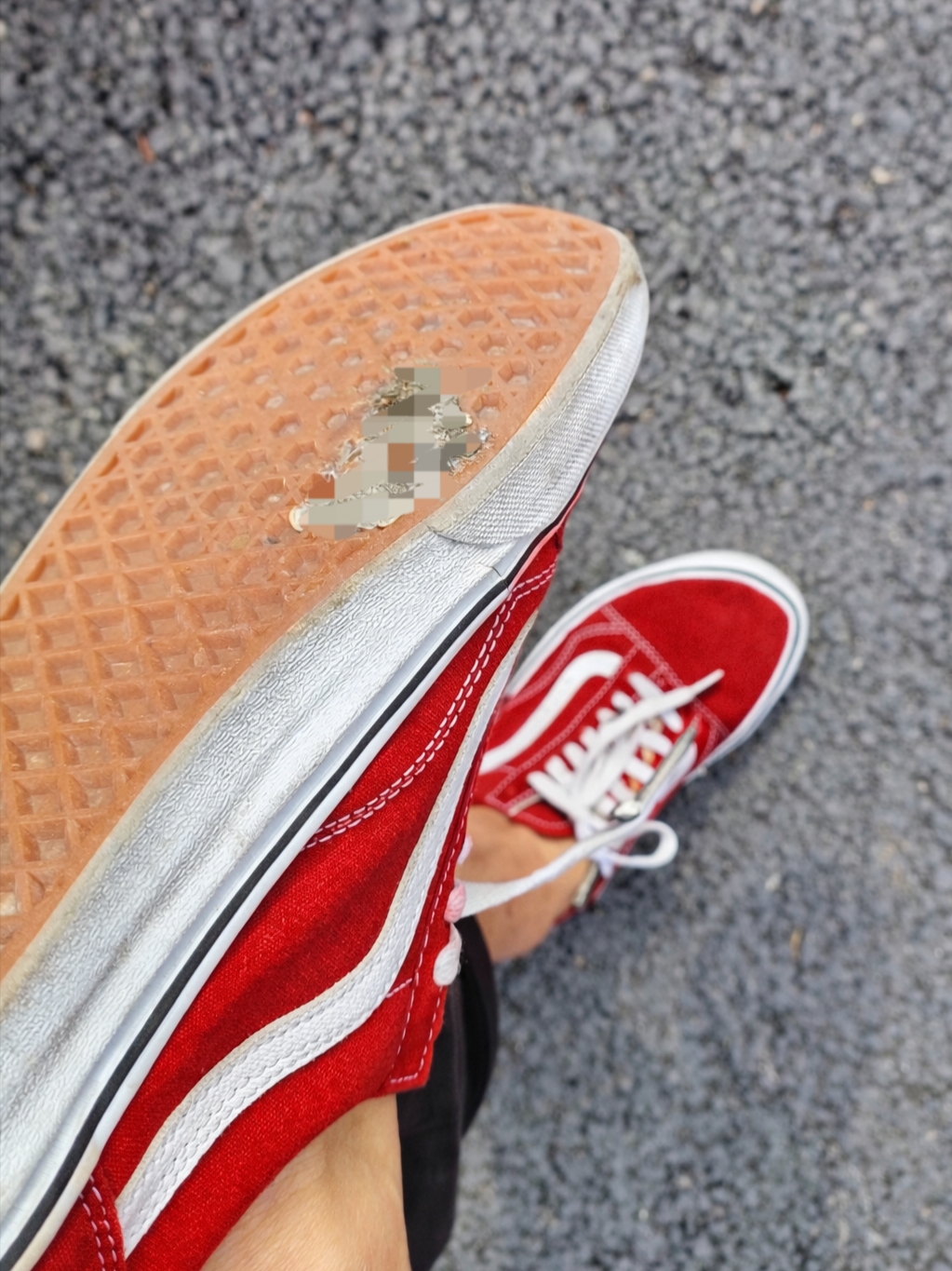 Vans Old Skool Racing Red 착용 스타일
