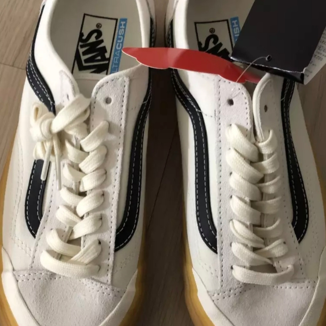 Vans Style 36 Decon SF Cream White 착용 스타일