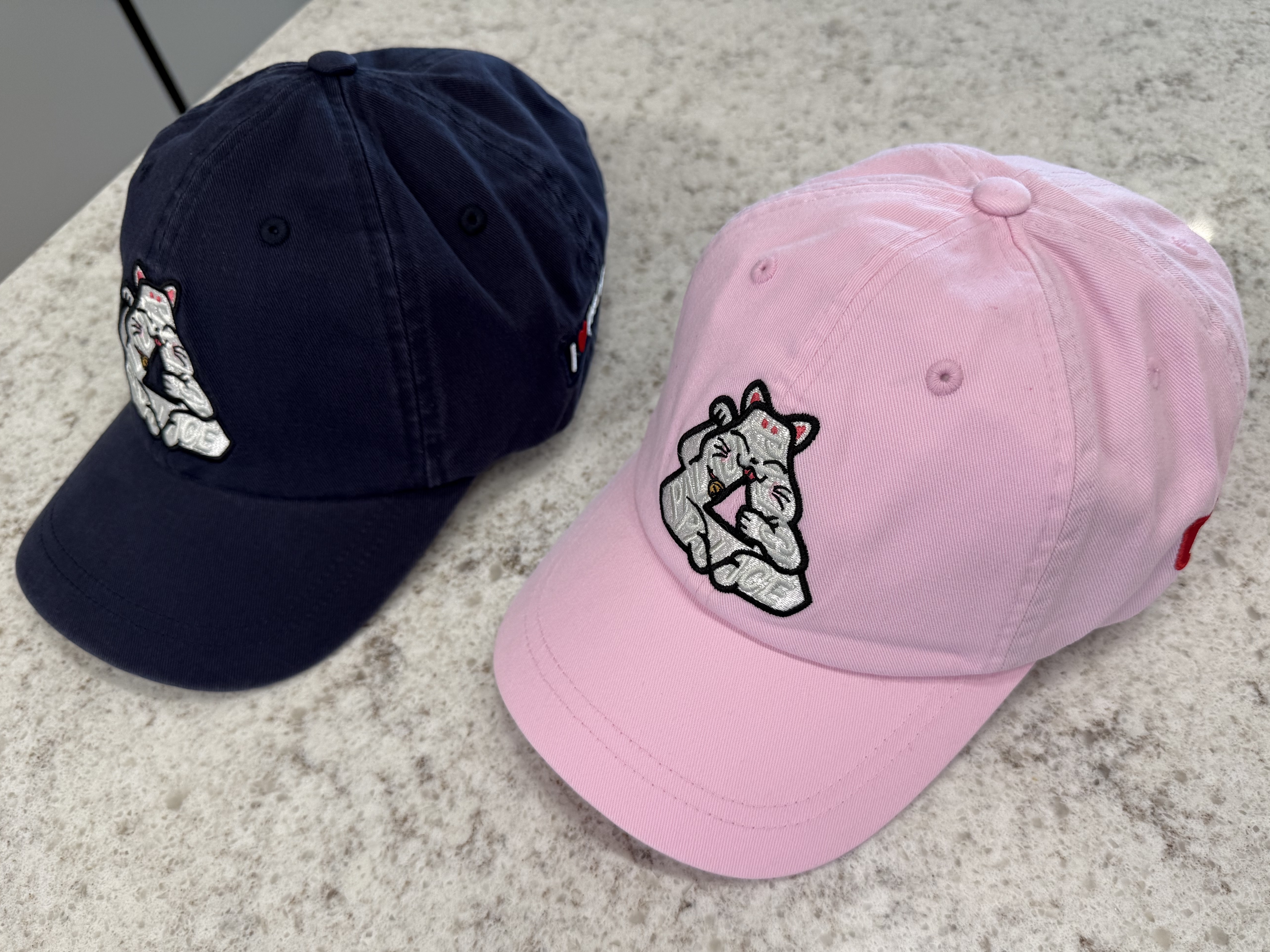 Palace Lucky P3 6-Panel Sweet Pink - 26SS, Palace Lucky P3 6-Panel Navy - 26SS 착용 스타일 - 2