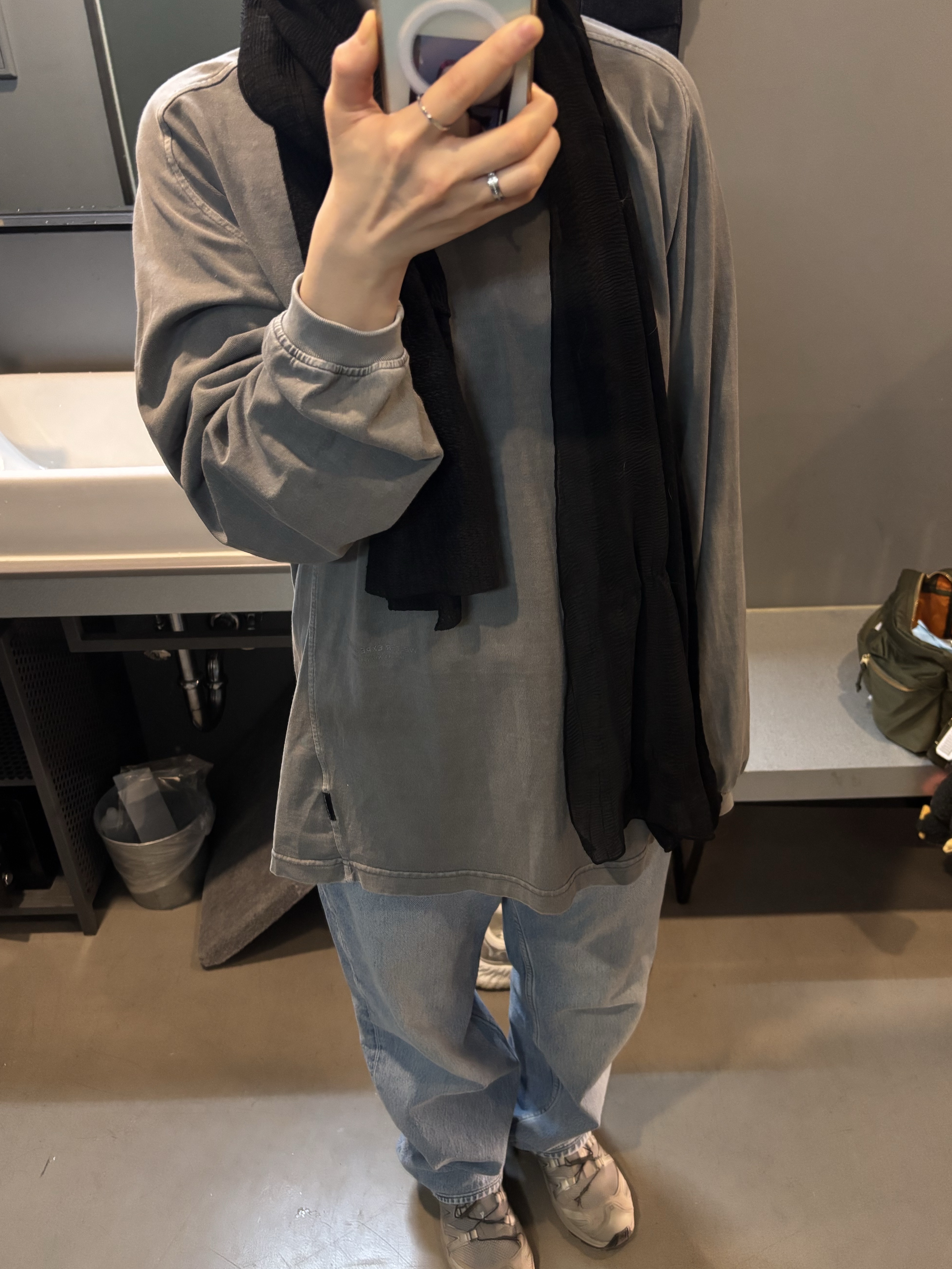 Carhartt WIP Hooded Distance Sweatshirt Jupiter Stone Dyed, Salomon XA Pro 3D Alloy Silver 착용 스타일 - 5