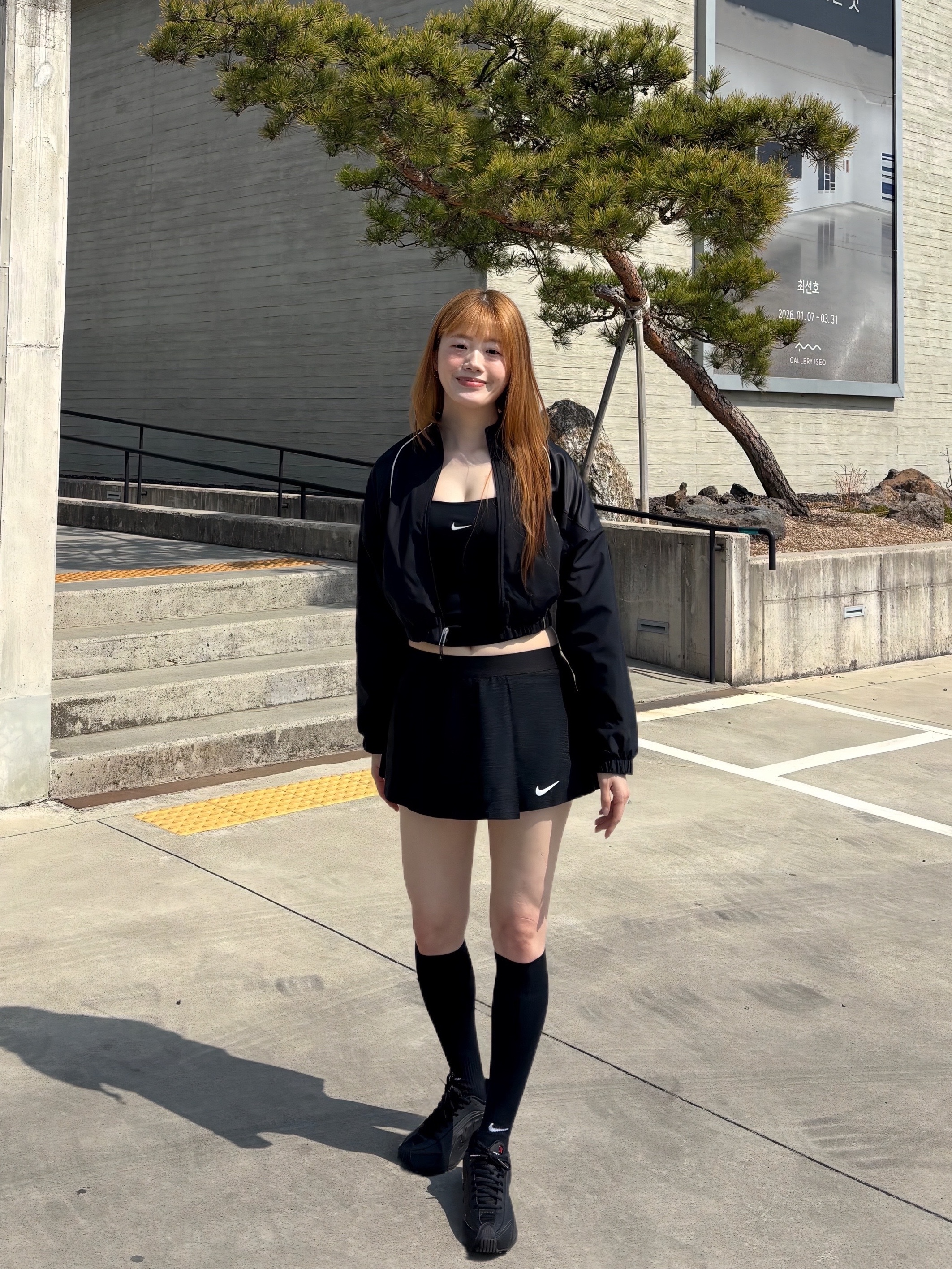 (W) Nike Shrunken Tracksuit Jacket Black, (Kids) Nike Court Dri-Fit Victory Tennis Skirt Black - US/EU 착용 스타일 - 8