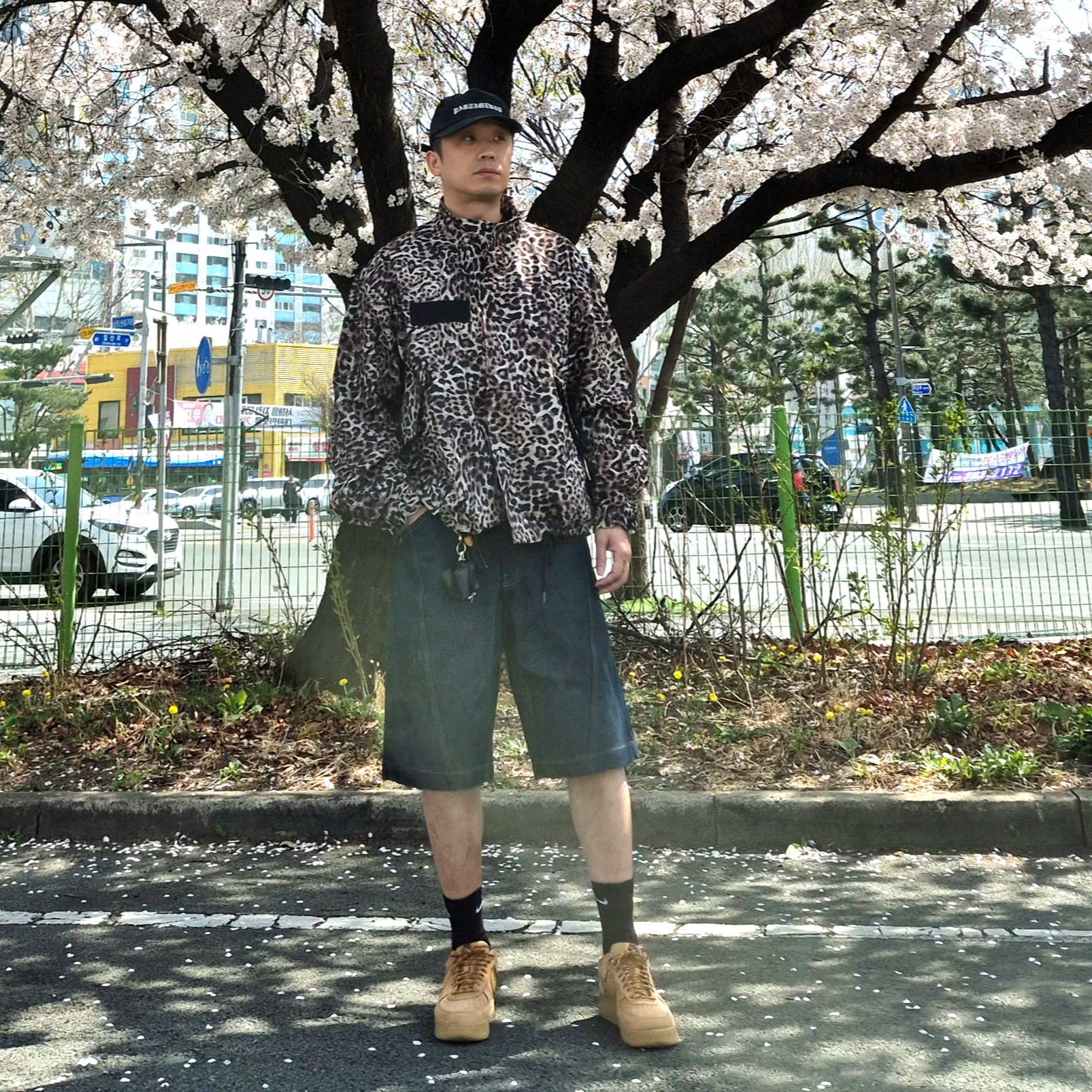 Nike Air Force 1 '07 WB Flax 착용 스타일 - 1