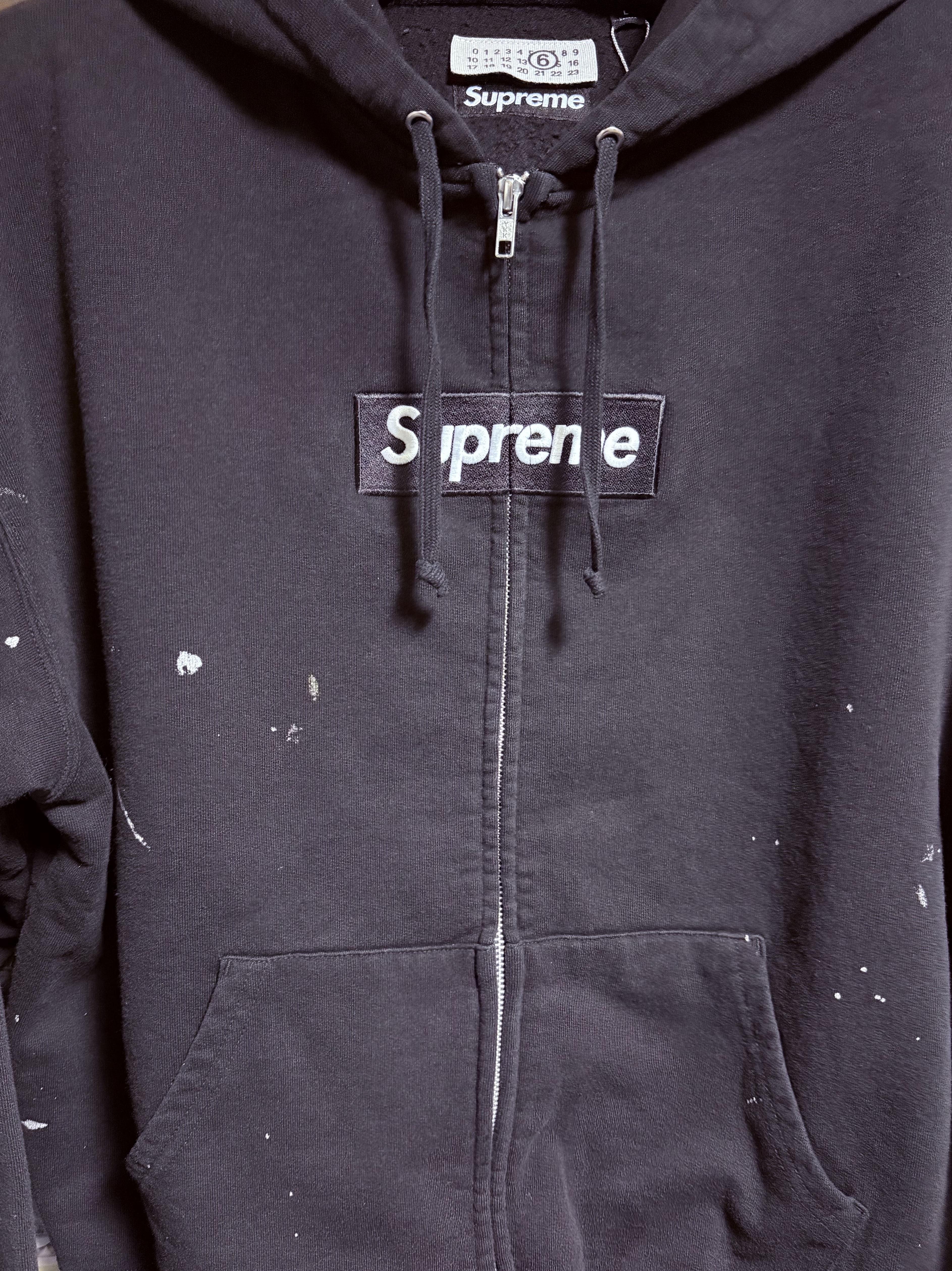 Supreme x MM6 Maison Margiela Box Logo Zip Up Hooded Sweatshirt Black - 26SS 착용 스타일 - 1