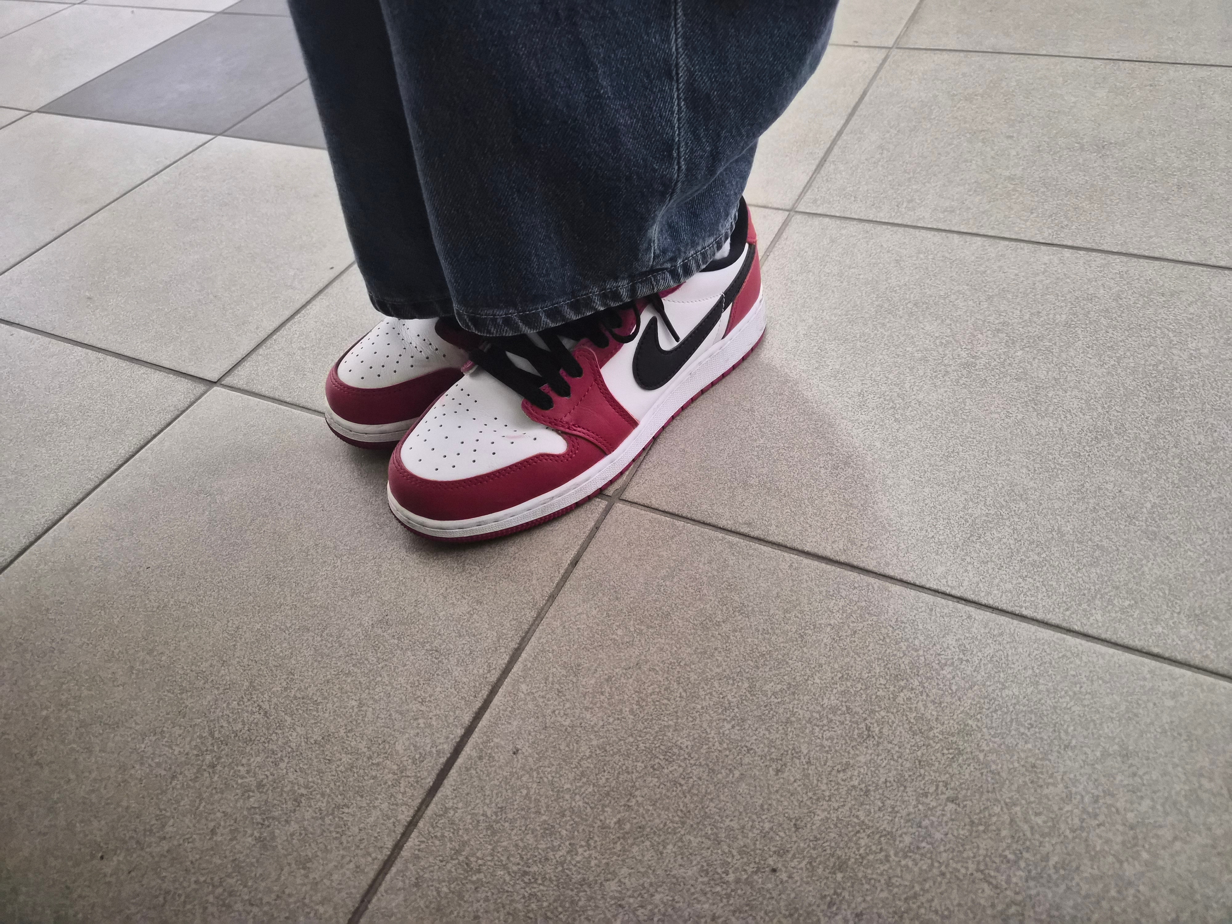 Jordan 1 Retro Low OG Chicago 착용 스타일