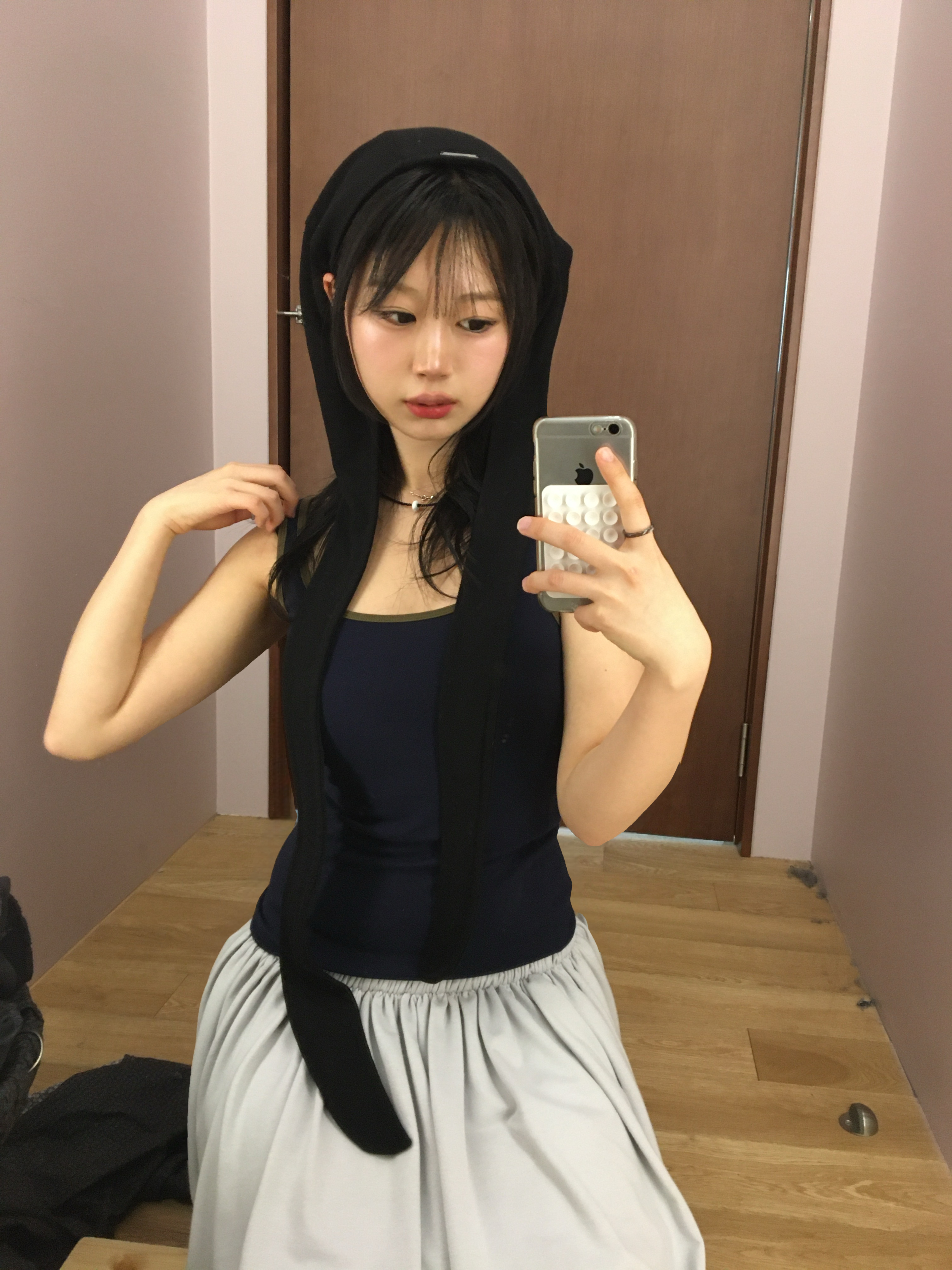 COYSEIO 038 Two-Tone Sleeveless Navy, COYSEIO 038 Jersey Pumpkin Skirt Light Grey 착용 스타일 - 4
