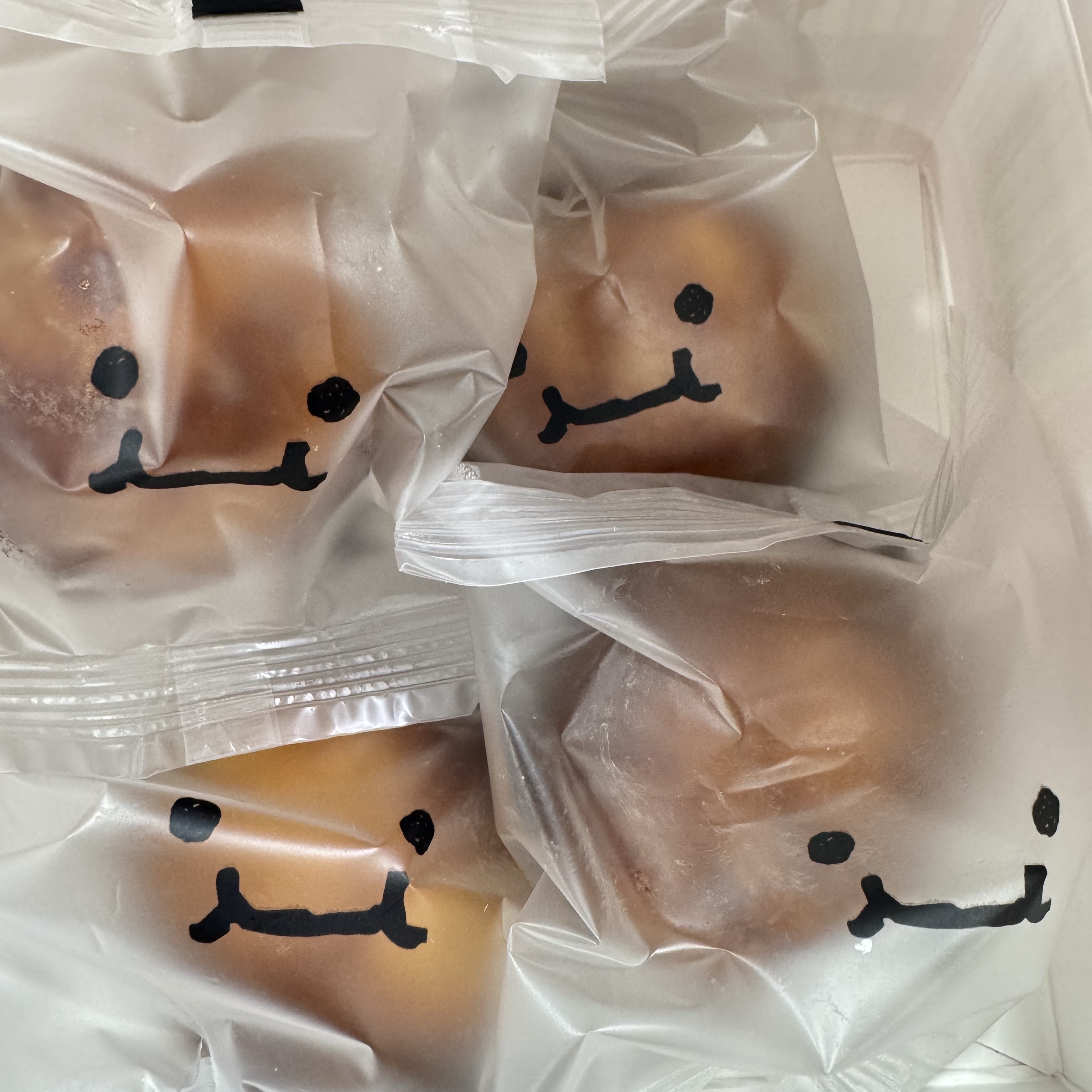 tongtonge Crispy & Chewy Gluten-Free Butter Rice Cake 착용 스타일