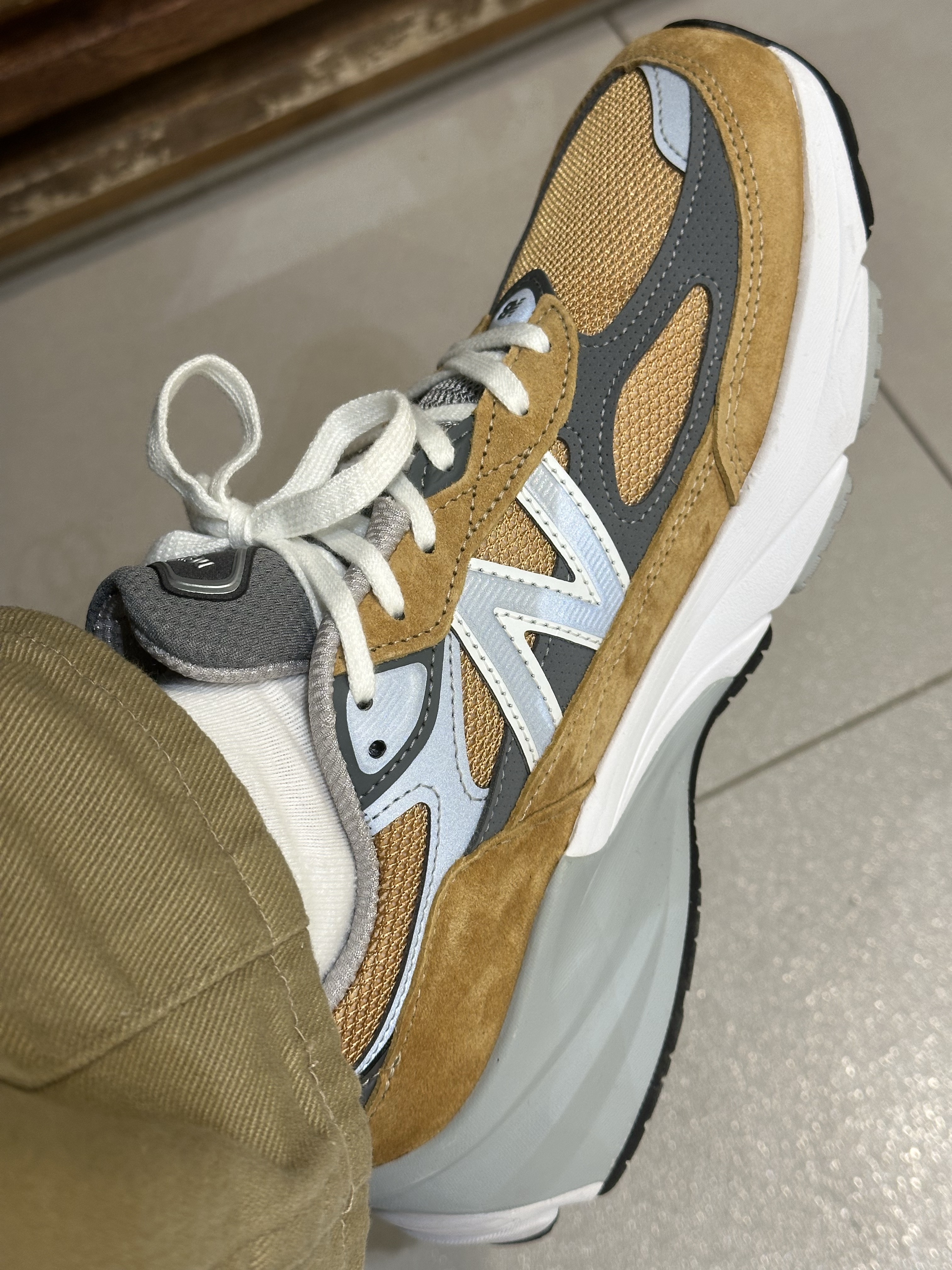 New Balance 990v6 Made in USA Workwear Grey 착용 스타일