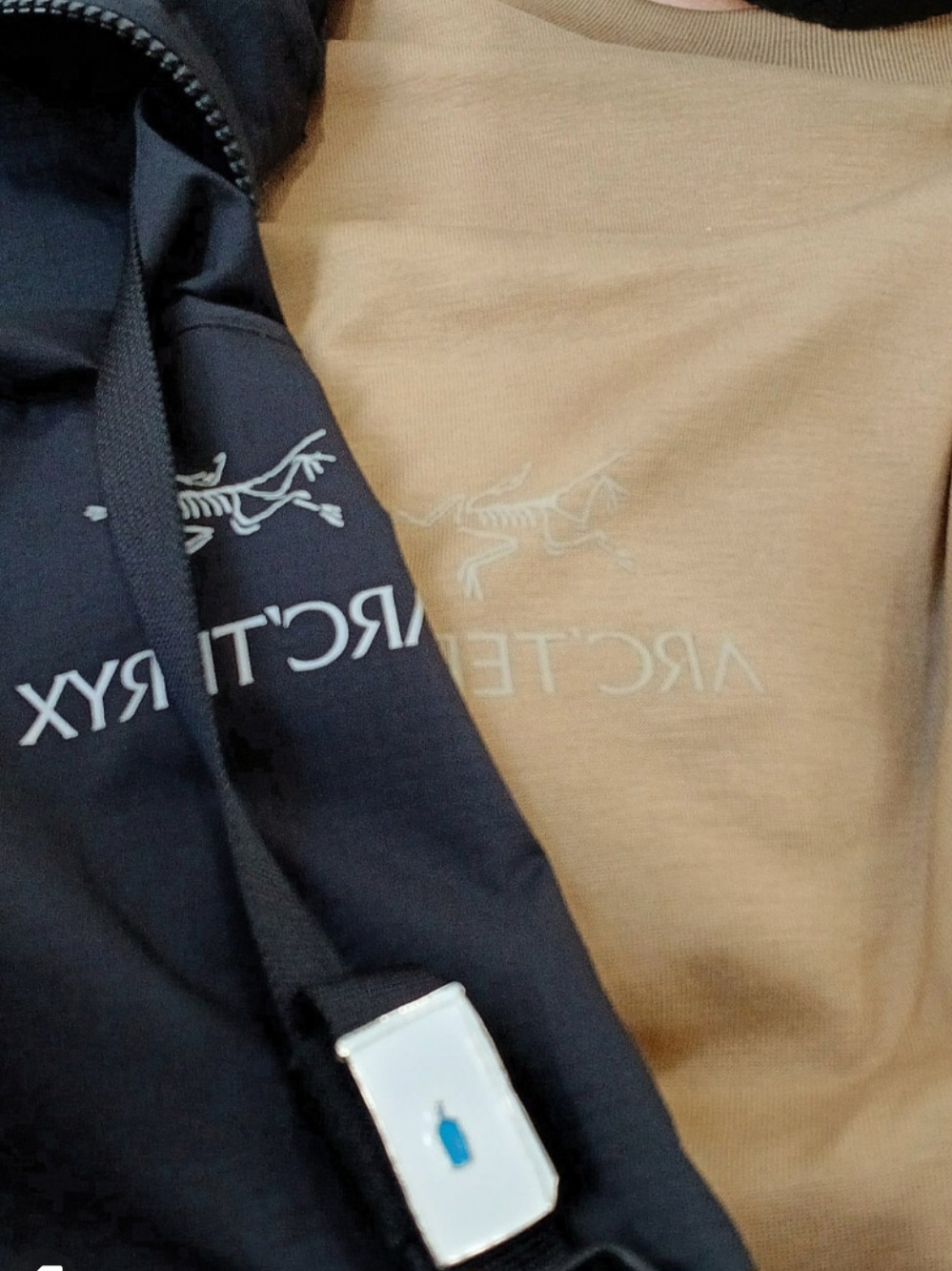 Arc'teryx Kragg SL Cotton Bird Word SS T-Shirt Canvas, Salomon RX Slide 3.0 Black Plum Kitten 착용 스타일 - 3