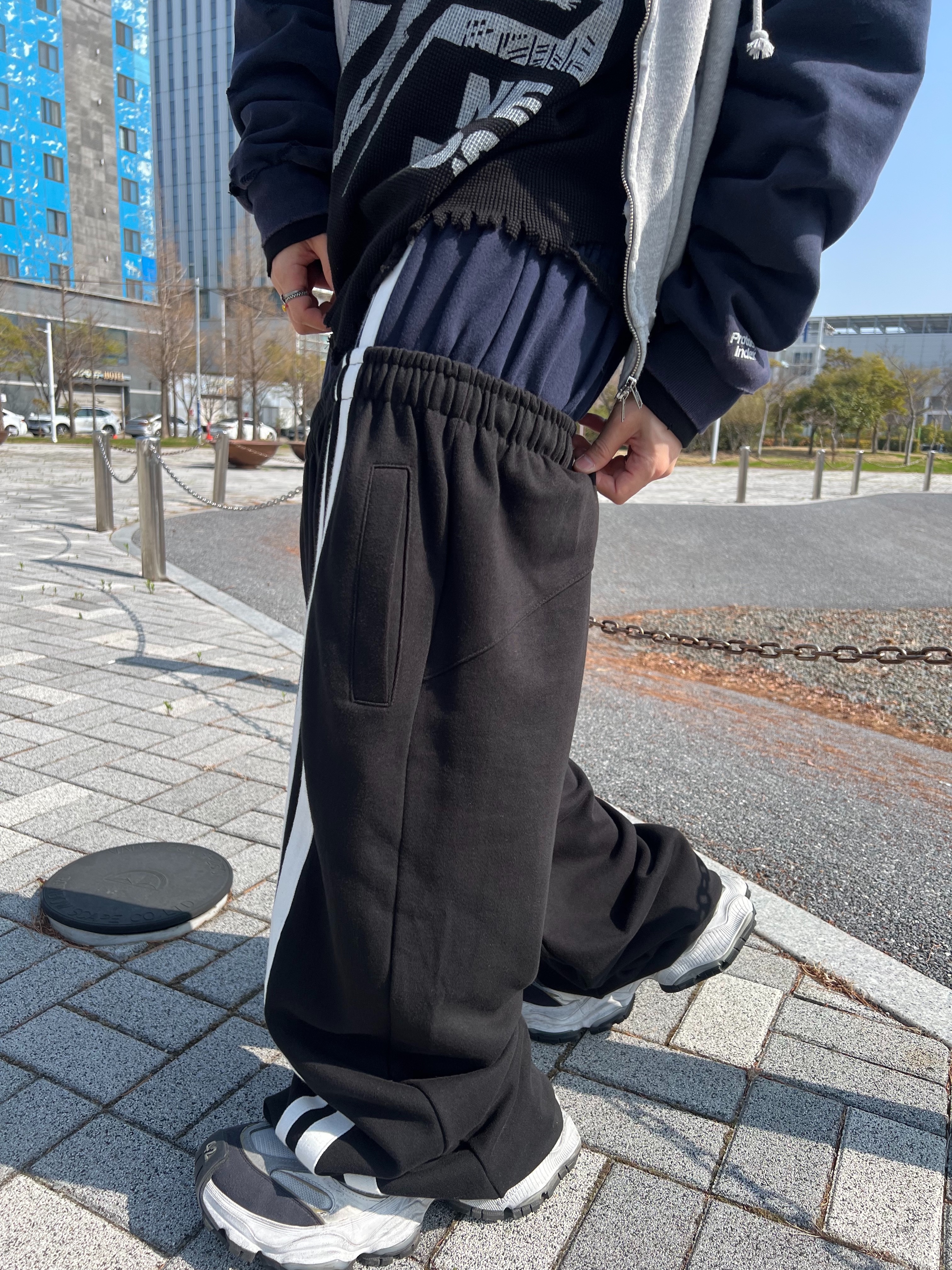 Project G/R Cuntier Zip Hoodie Melange Grey, ROARINGRAD Double Waist Sweat Pants Black 착용 스타일 - 7