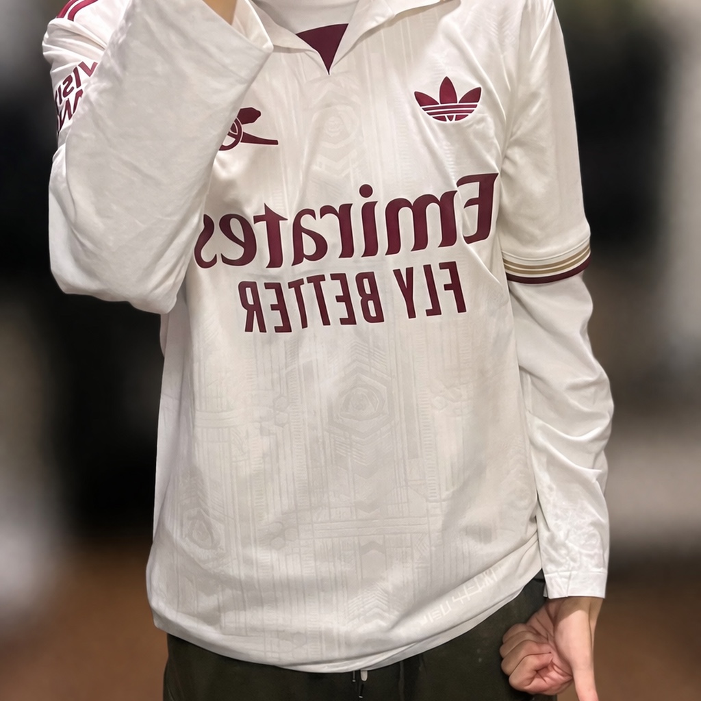 Adidas Arsenal 2025/26 3rd Jersey Cloud White Team Coll Burgundy 2 - KR Sizing (Non Marking Ver.) 착용 스타일