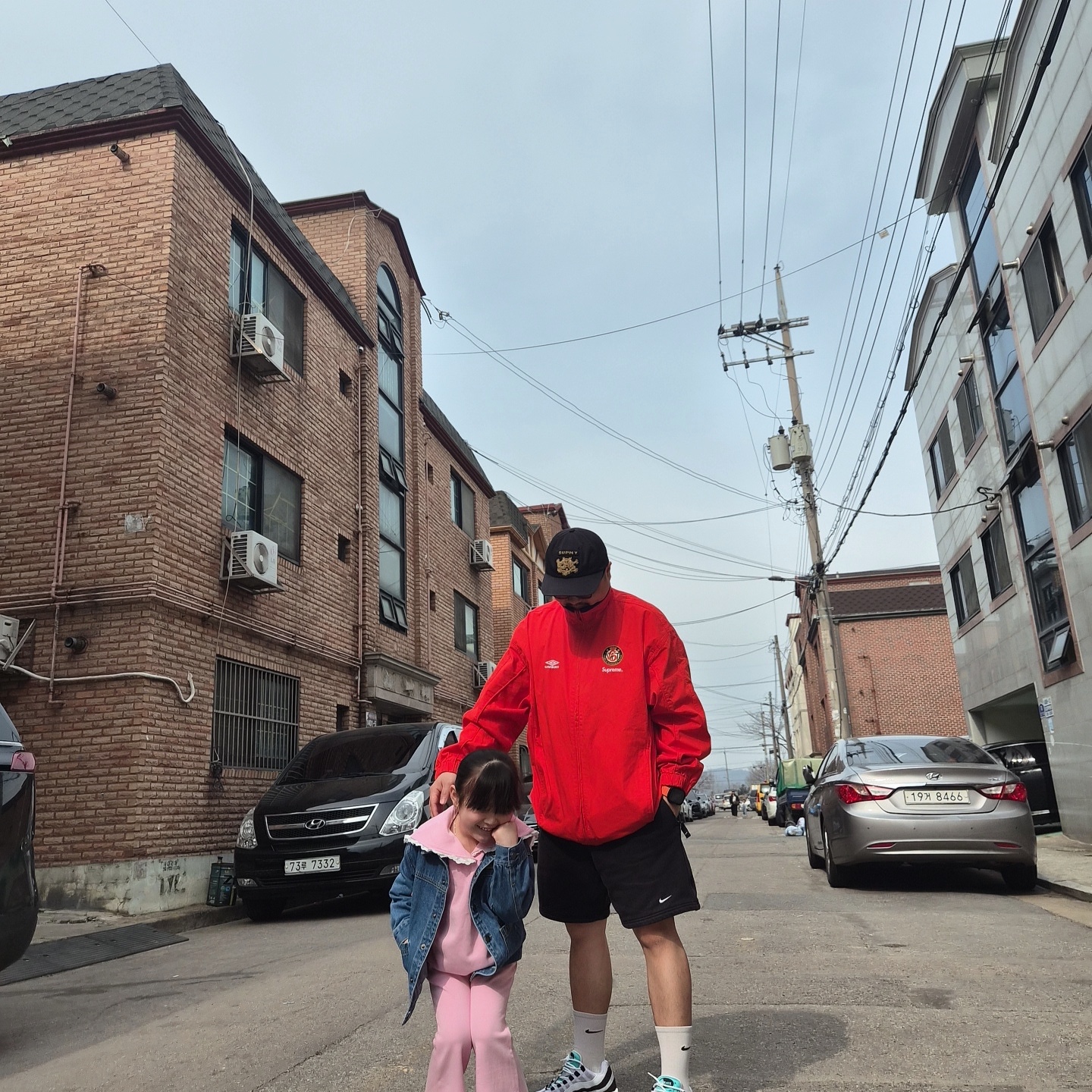 Supreme x Umbro Cotton Ripstop Track Jacket Red - 23FW, Nike Air Max 95 OG White and Black 착용 스타일