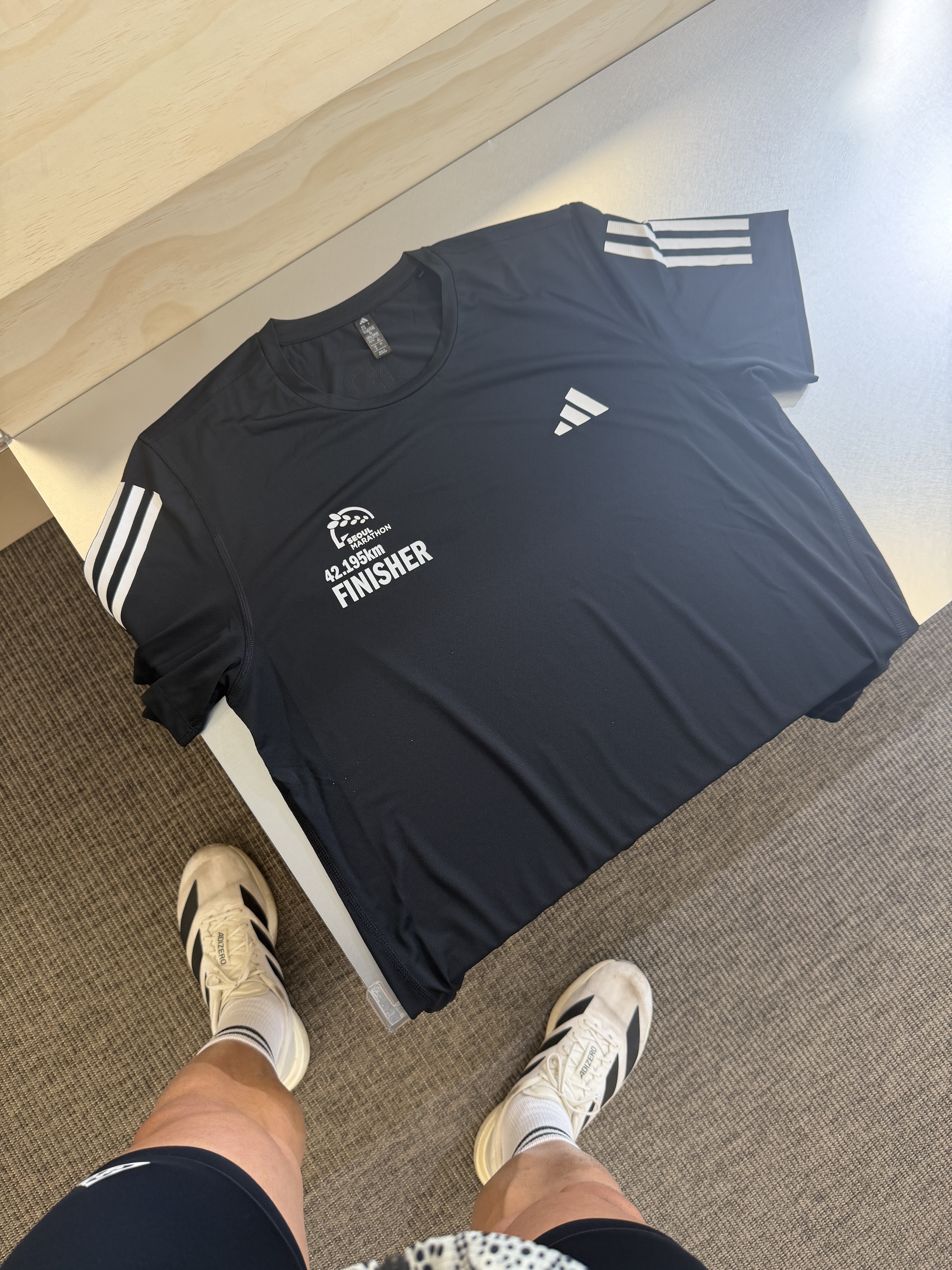 Adidas Adizero EVO SL Cloud White Core Black, Nike ACG Lava Loops Dri-Fit ADV Half Trail Running Tights Black Summit White - Asia 착용 스타일 - 1