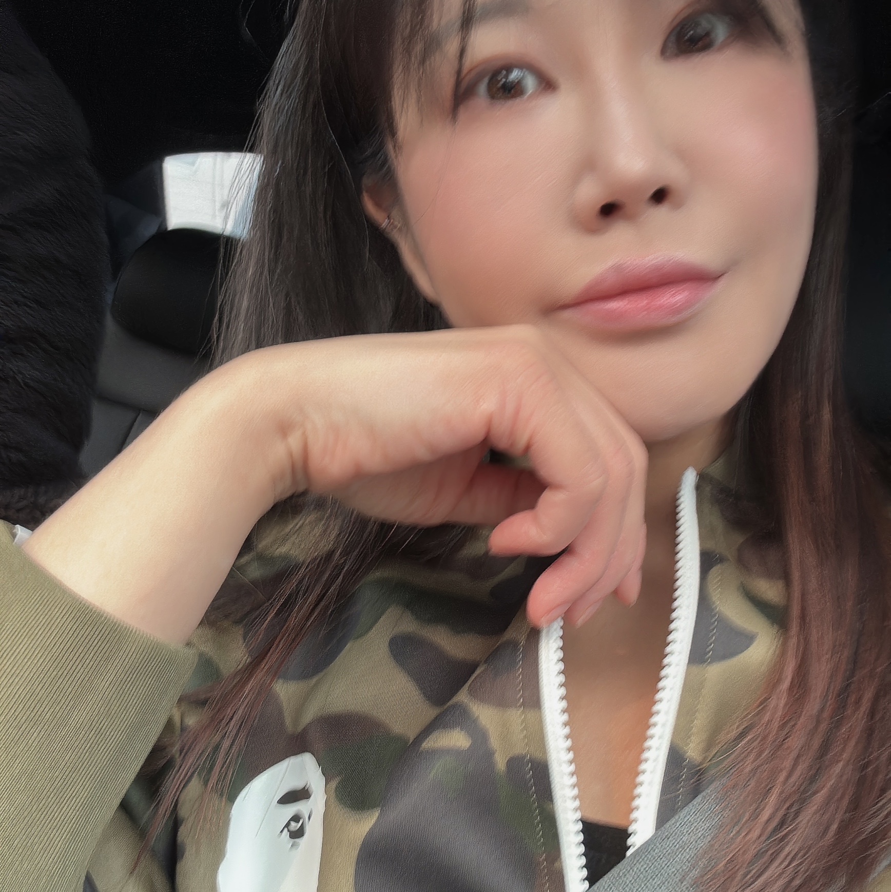 BAPE 1st Camo Relaxed Fit Track Jacket Green 착용 스타일 - 2