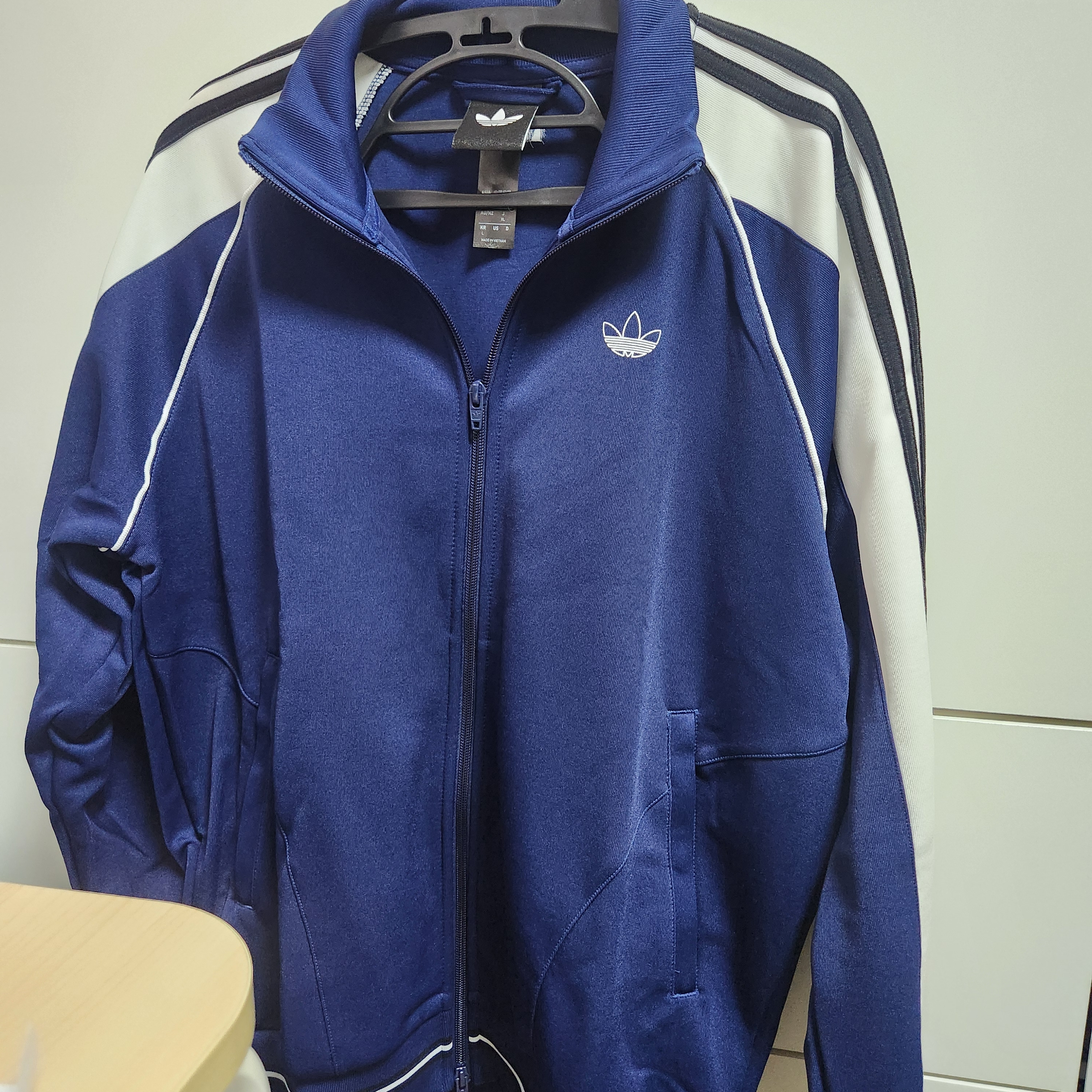 Adidas Tyshawn Track Jacket Dark Blue White - KR Sizing 착용 스타일 - 2