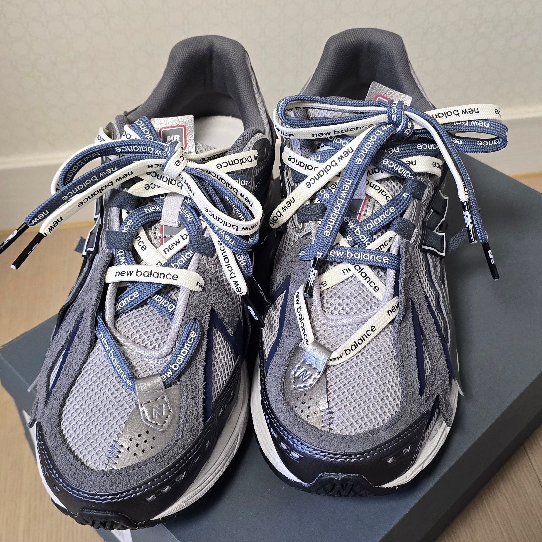 New Balance 1906A Grey Midnight - D Standard 착용 스타일 - 4