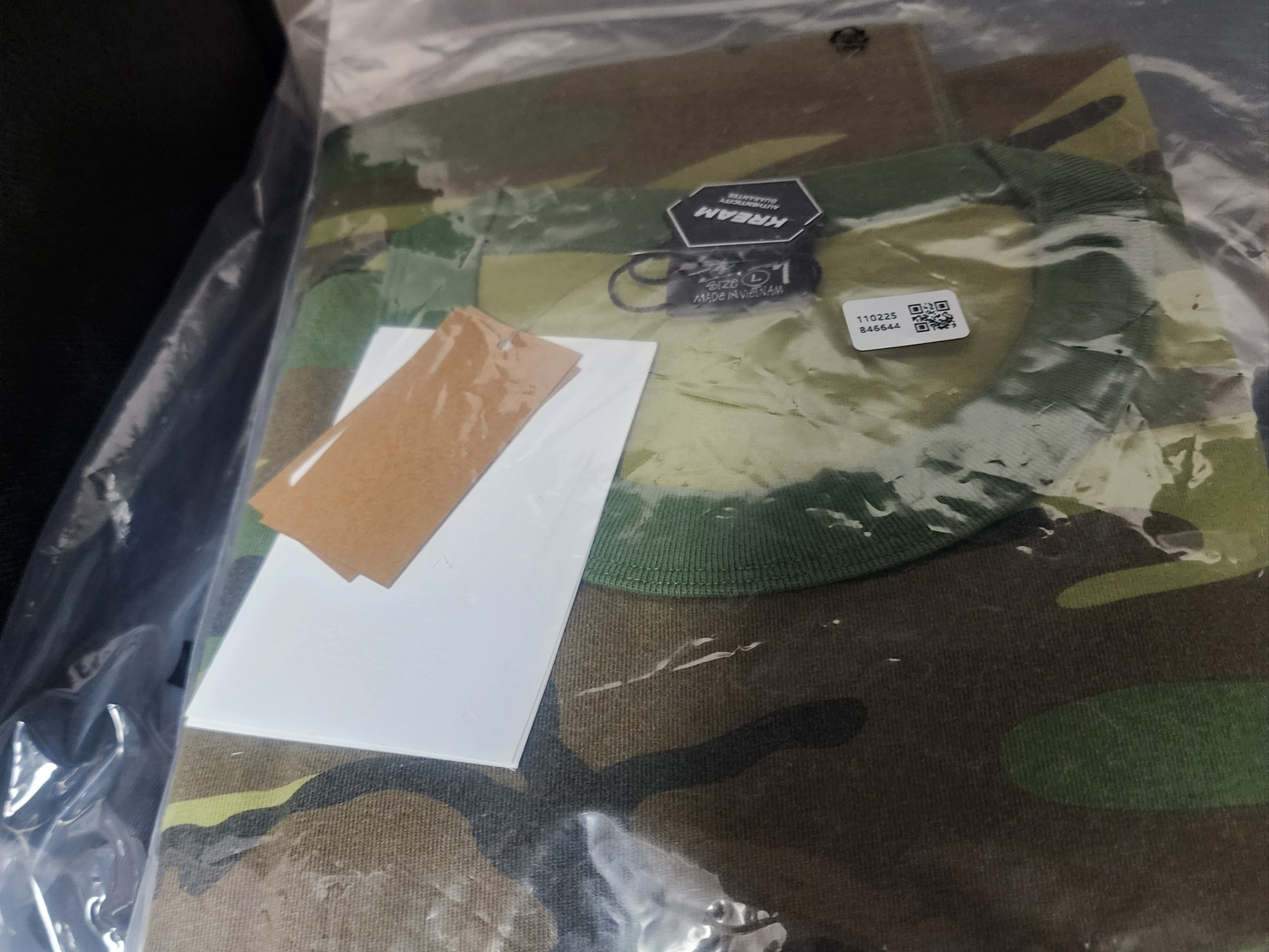 Stussy x Our Legacy Work Shop Surfman Pigment Dyed T-Shirt Camo 착용 스타일