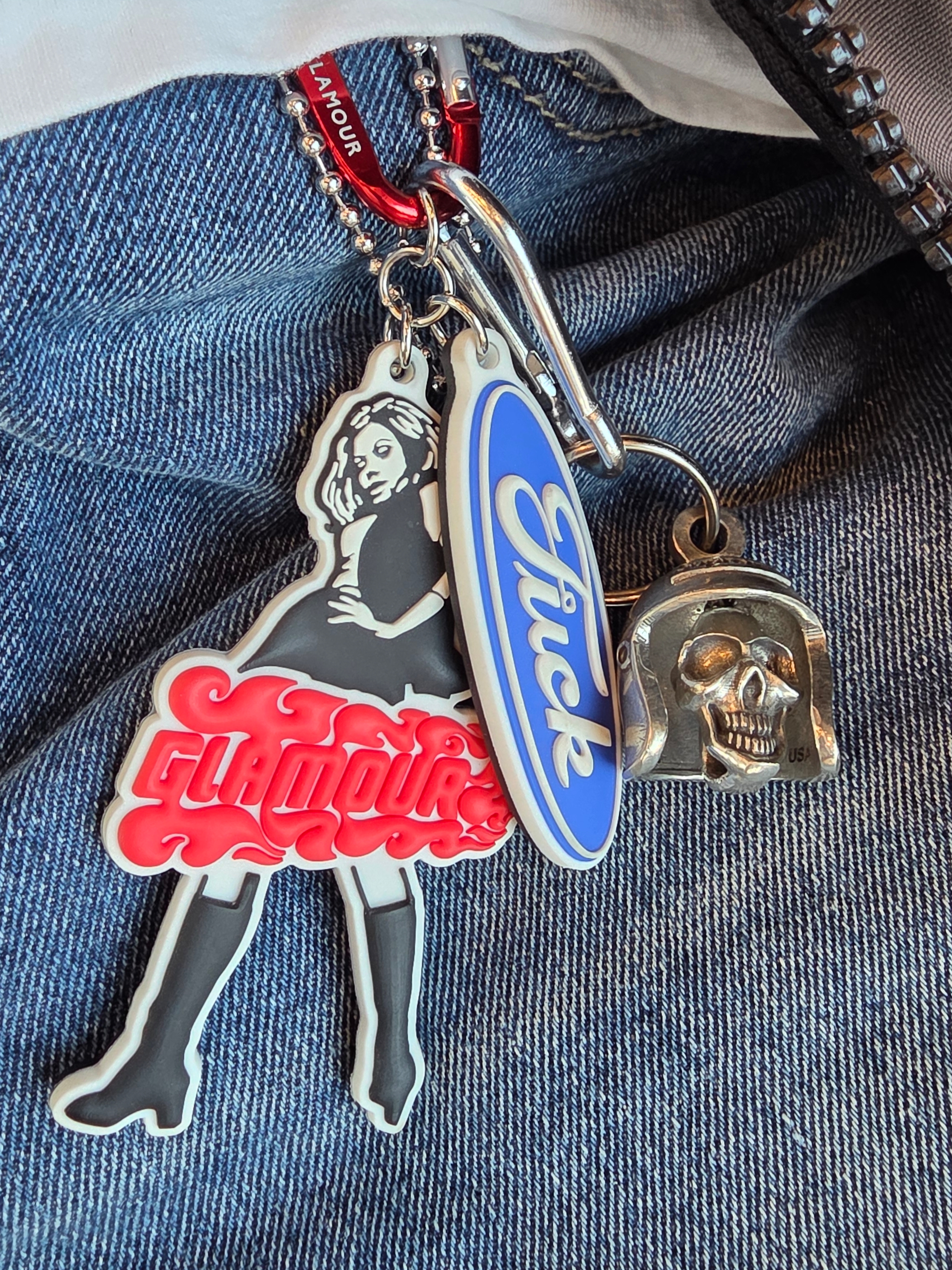 Hysteric Glamour Vixen Girl Key Holder Multi, Supreme Skull Bell Keychain Silver - 25SS 착용 스타일