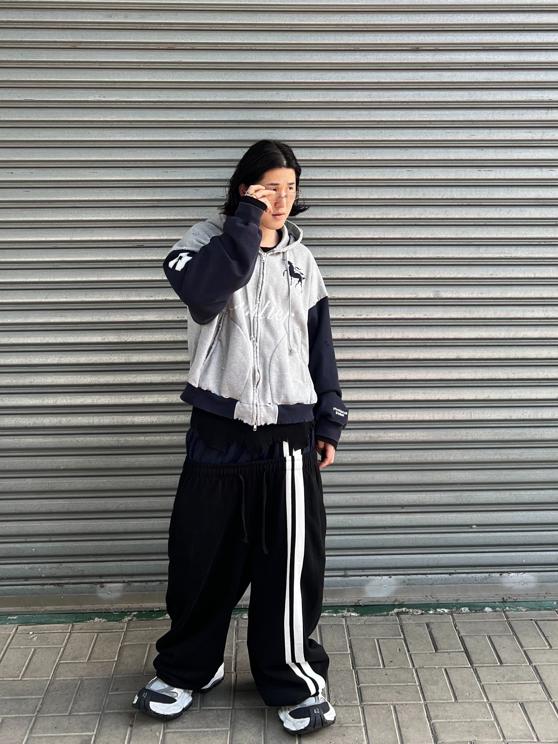 Project G/R Cuntier Zip Hoodie Melange Grey, ROARINGRAD Double Waist Sweat Pants Black 착용 스타일 - 5