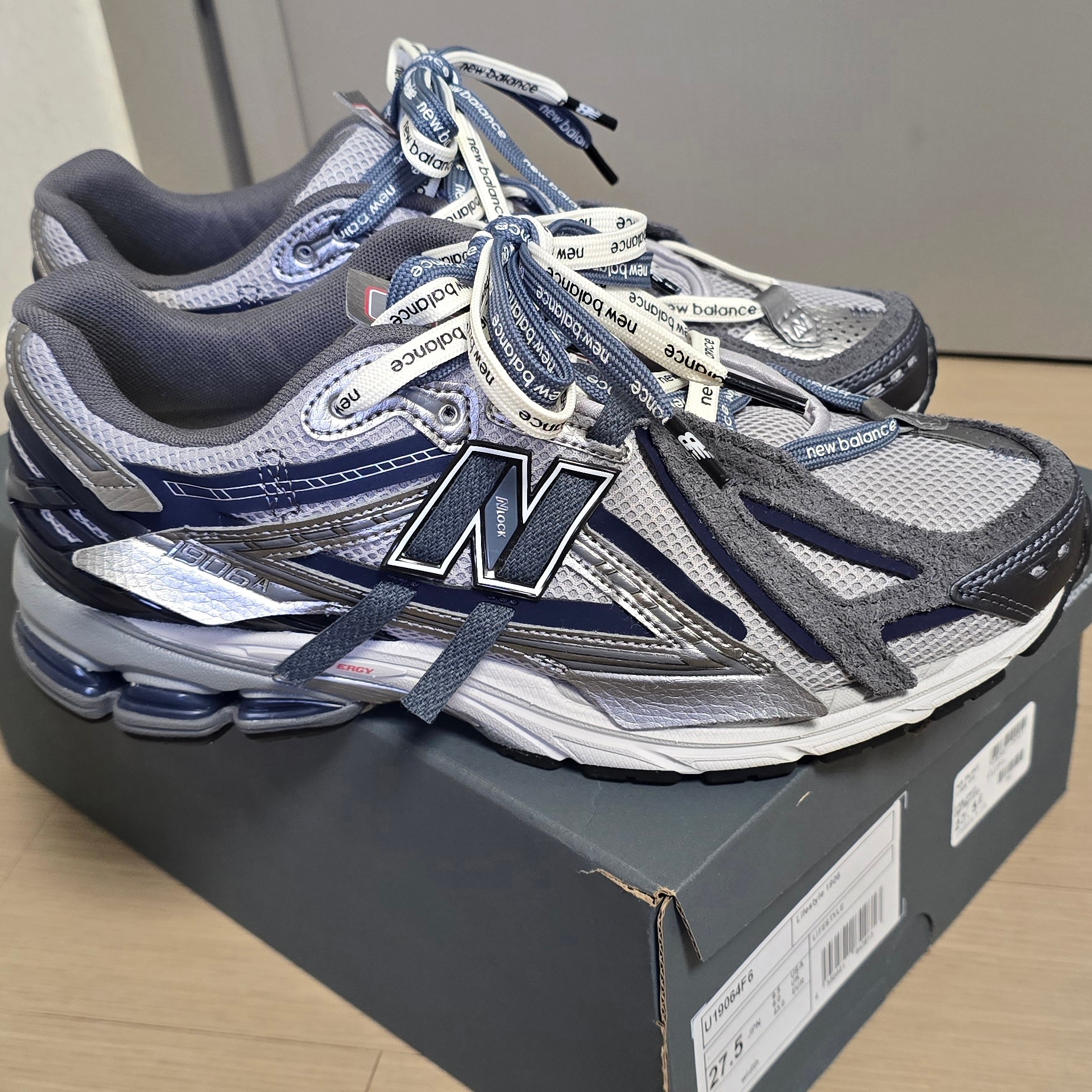 New Balance 1906A Grey Midnight - D Standard 착용 스타일 - 2