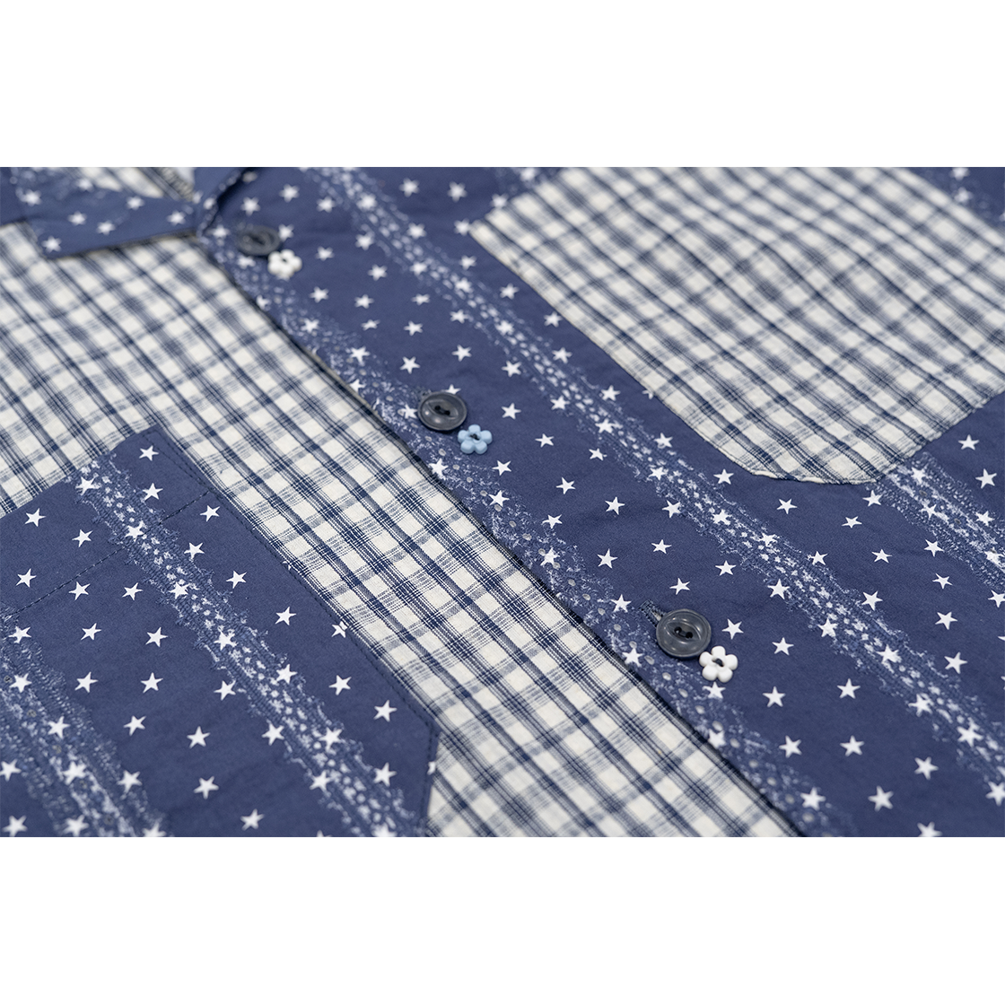 고트 패치워크 레이스 롱 셔츠 네이비((W) GORT Patchwork Lace Long Shirt Navy) - 3