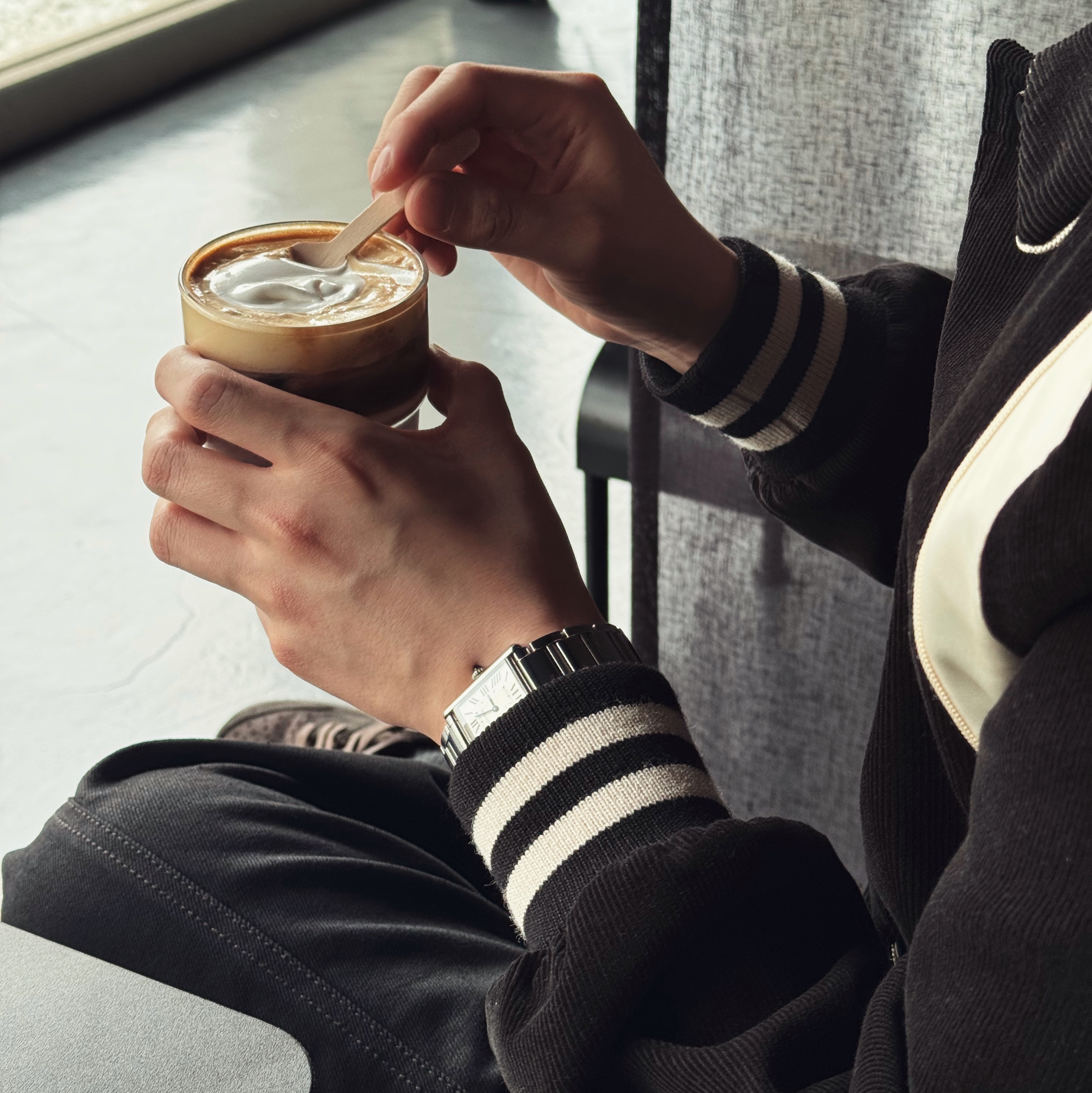 Celine Teddy Jacket in Corduroy Black, Cartier Tank Must Watch Large Quartz Steel Bracelet Steel 착용 스타일