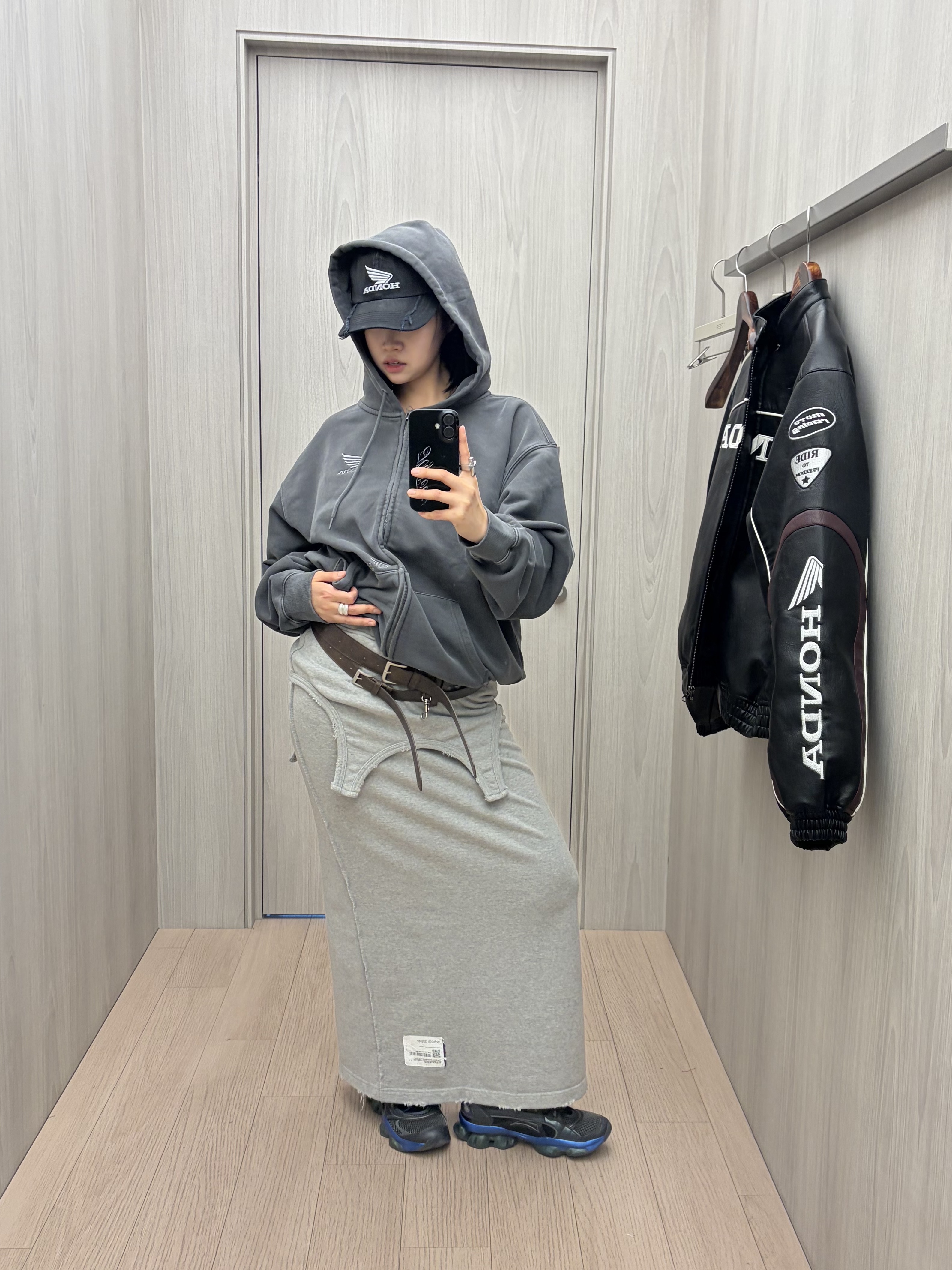 Honda Small Wing Rivet point Hoodie Zip-up PG Charcoal, Honda Engineered Leather Racing Jacket Black 착용 스타일