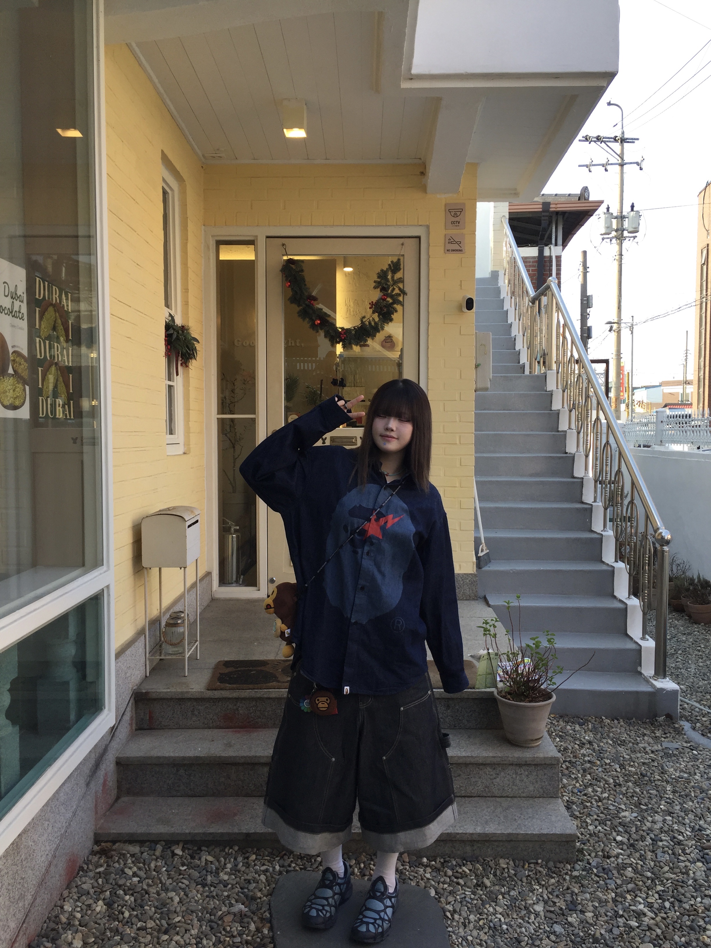 BAPE STA Ape Head Relaxed Fit Denim L/S Shirt Indigo, Nike Air Kukini Worn Blue Obsidian 착용 스타일 - 2