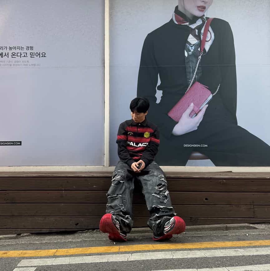emostanceclub Multi Distressed Coating Jeans Black, Balenciaga Platform Reduced Sneakers Black Grey 착용 스타일