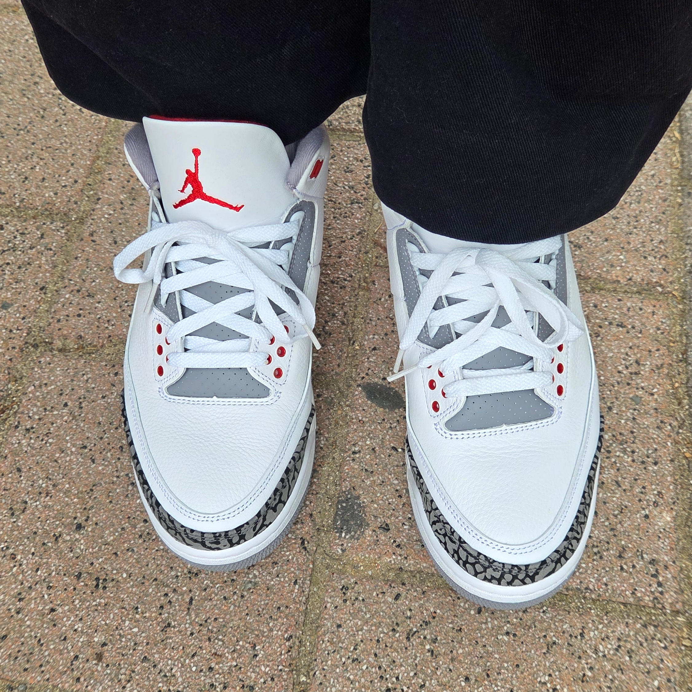 Jordan 3 Retro Fire Red 2022 착용 스타일 - 1