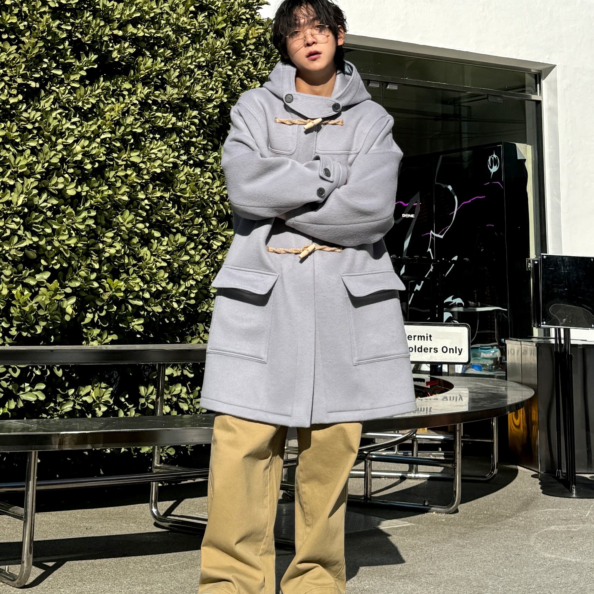 MAINBOOTH Oversized Duffle Coat Ash Blue 착용 스타일 - 6