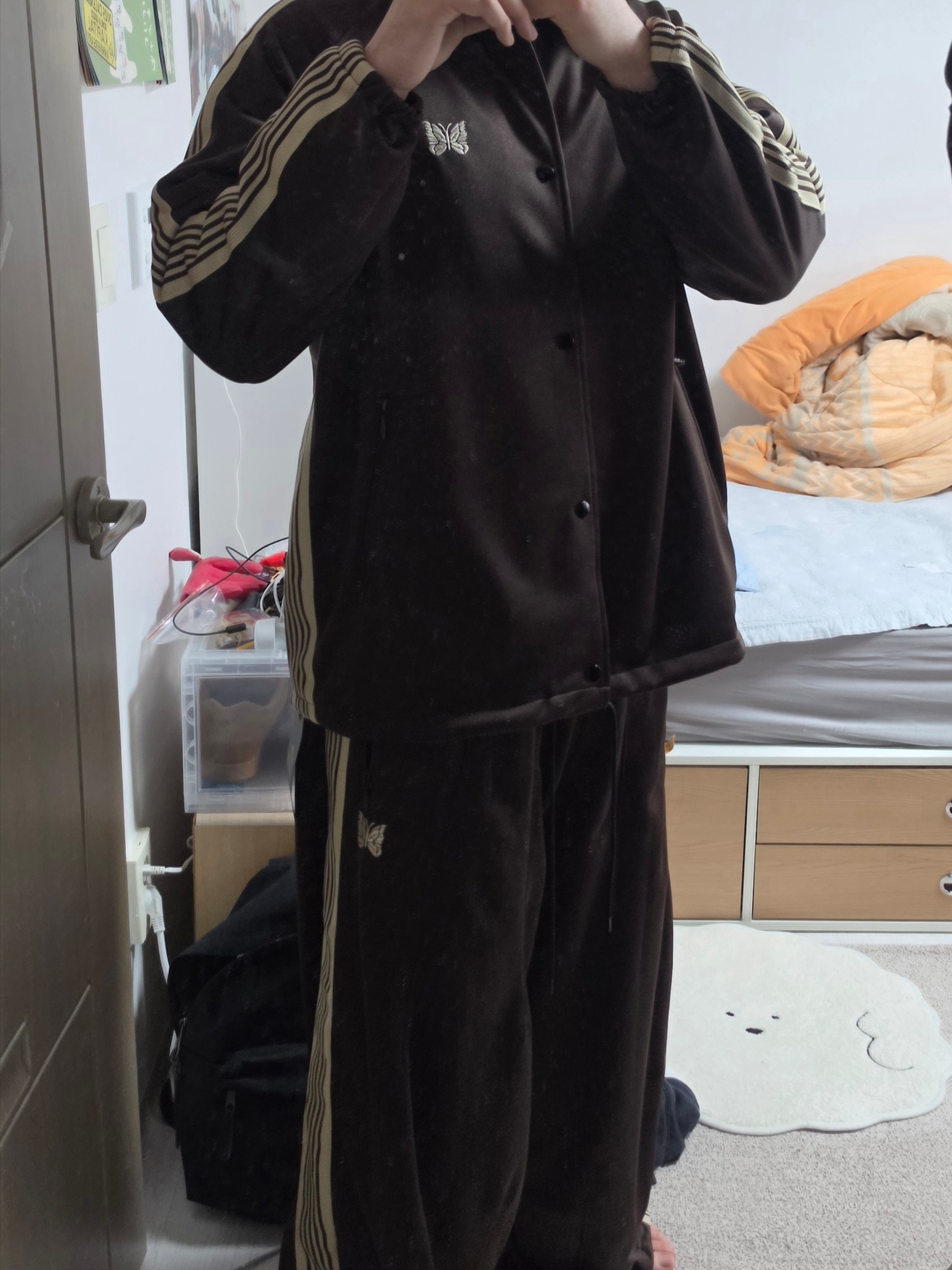 Needles x LHP Track Coach Jacket Poly Smooth Brown, Needles x LHP H.D. Track Pants Poly Smooth Brown 착용 스타일