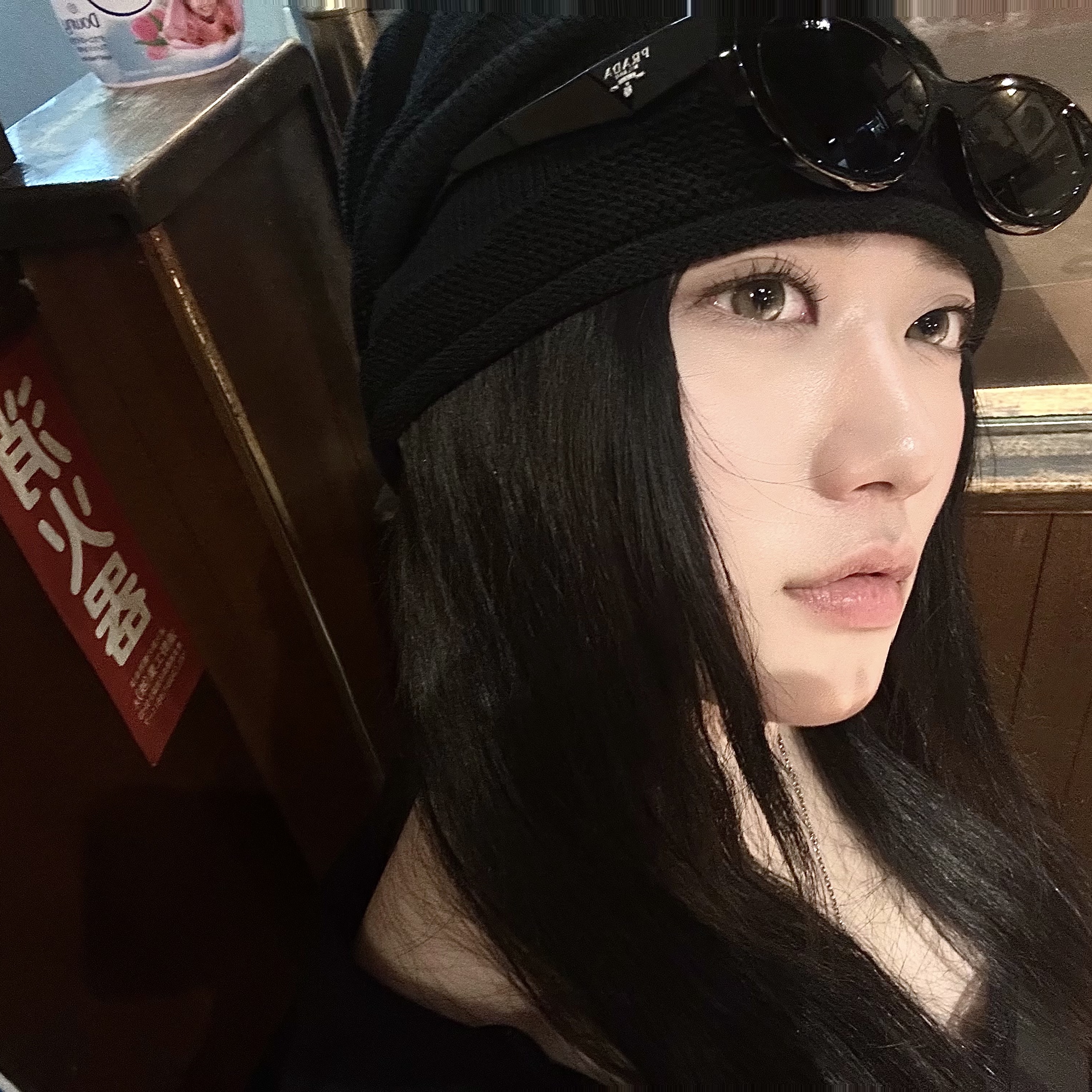 Prada Symbole Sunglasses Slate Gray Lenses Alternative fit 착용 스타일