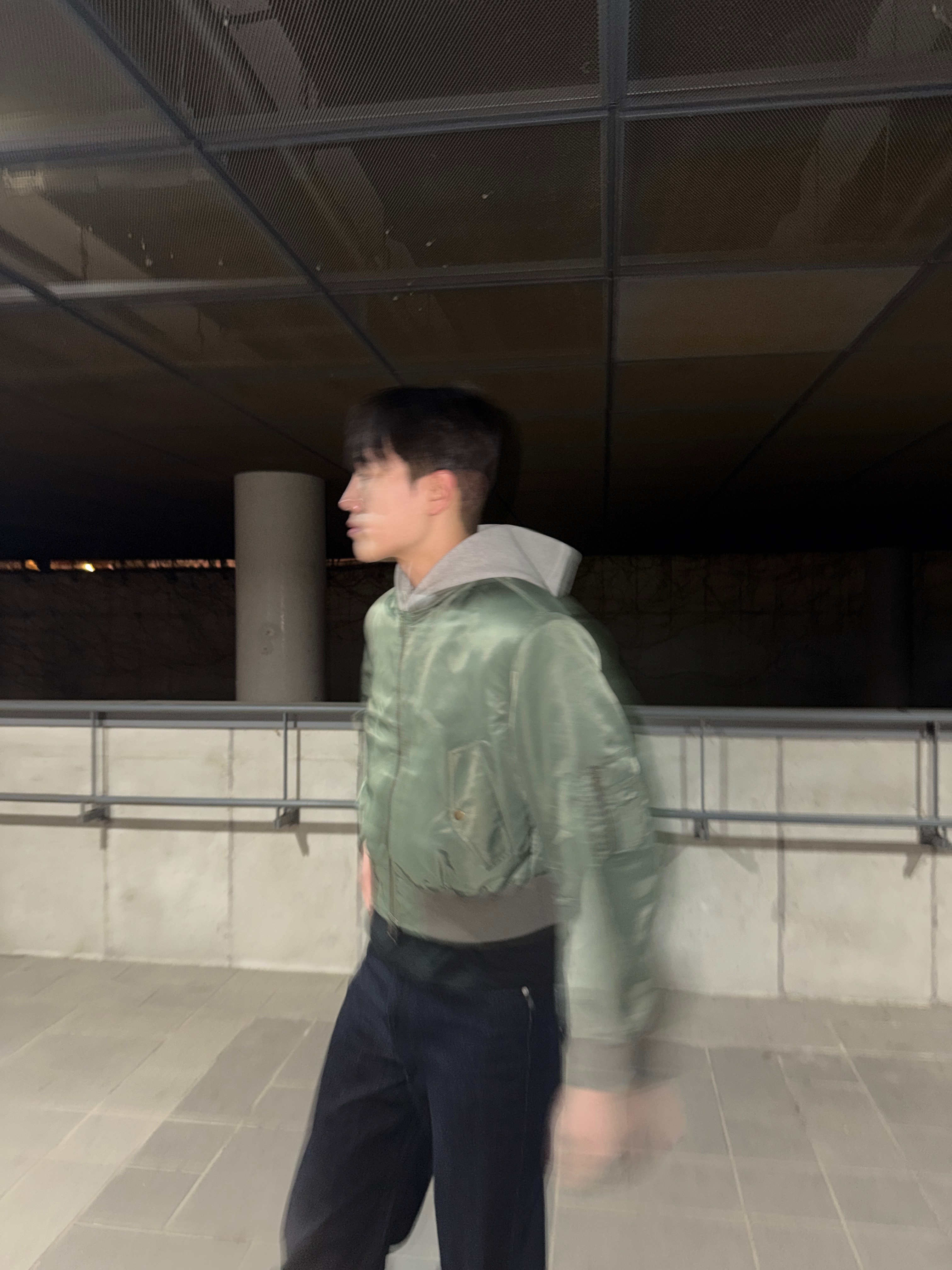 CSC Shifted Cropped Bomber Jacket Khaki, CSC Over Draped Denim Pants Raw 착용 스타일 - 6