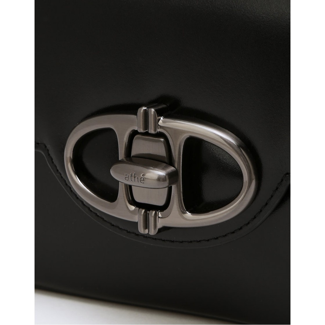 아떼 바네사브루노 액세사리 블랙 알렉산드라 레더 플레인 숄더백 S 블랙(Athe Vanessabruno Acc Meringue Black Alexandra Leather Plain Shoulder Bag S Black) - 5