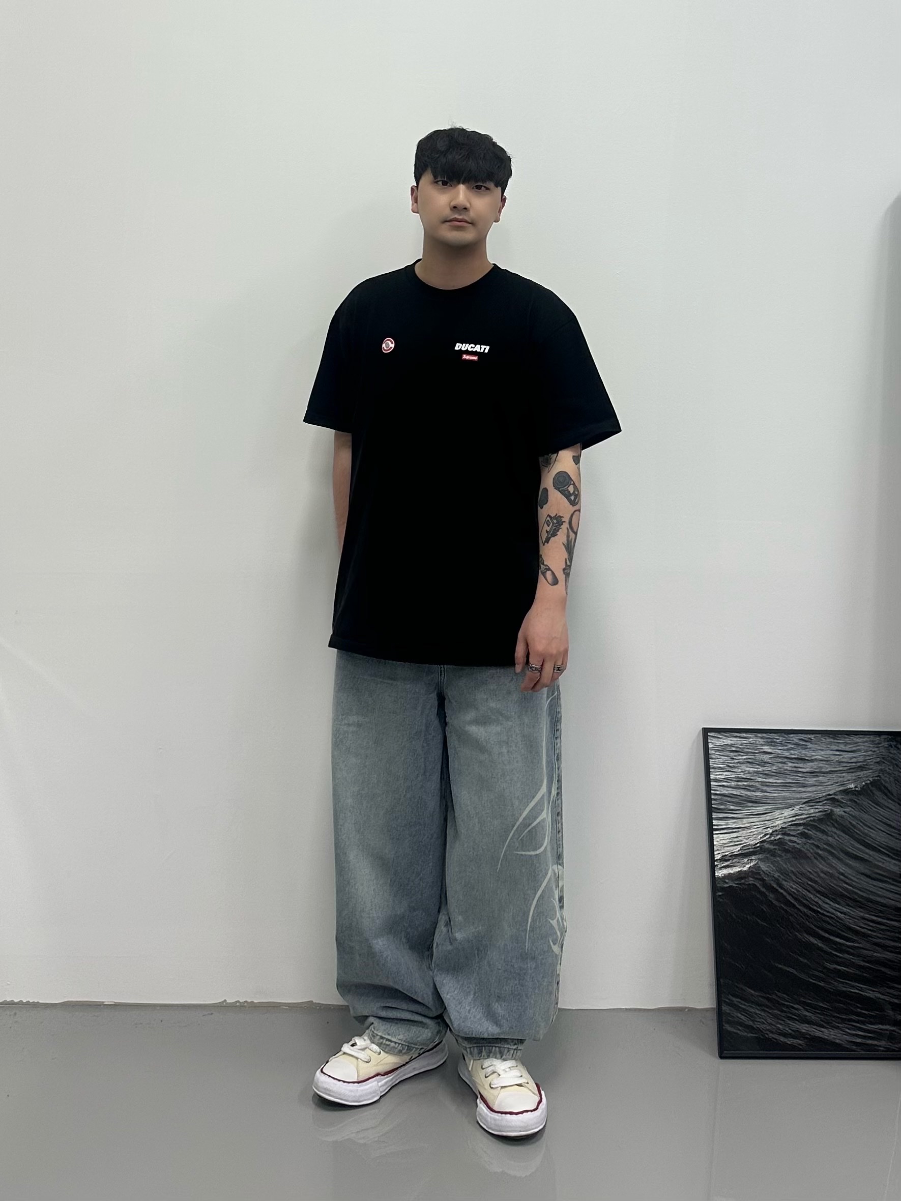 Supreme x Ducati Logos T-Shirt Black - 24SS 착용 스타일