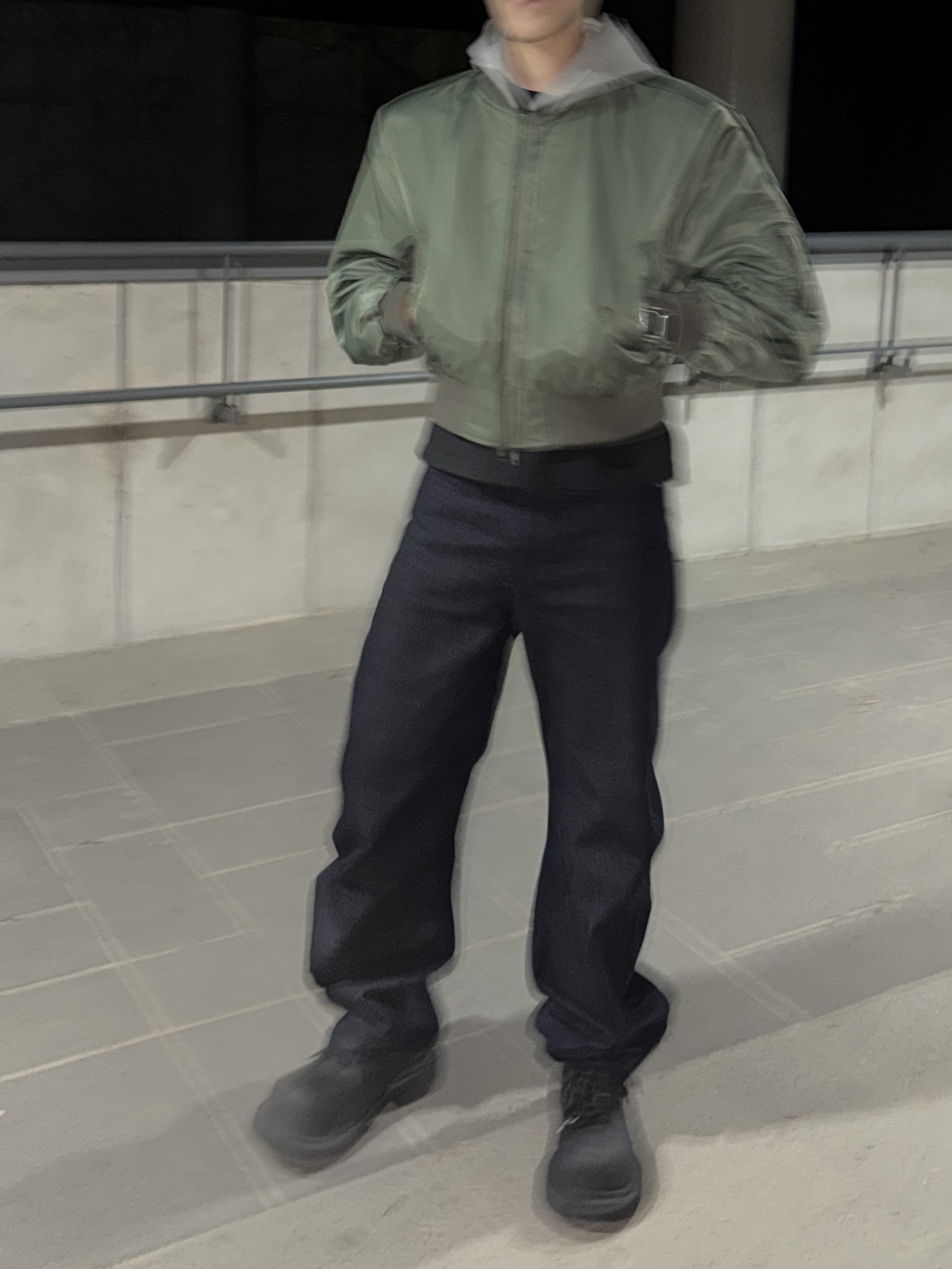 CSC Shifted Cropped Bomber Jacket Khaki, CSC Over Draped Denim Pants Raw 착용 스타일 - 7